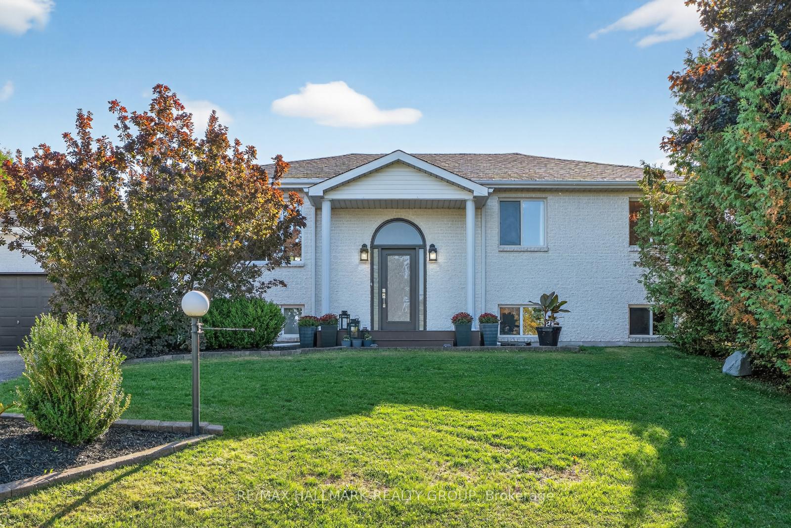 Photo 1 of 2851 Glenwood Drive, Ottawa, Metcalfe — HOMEH