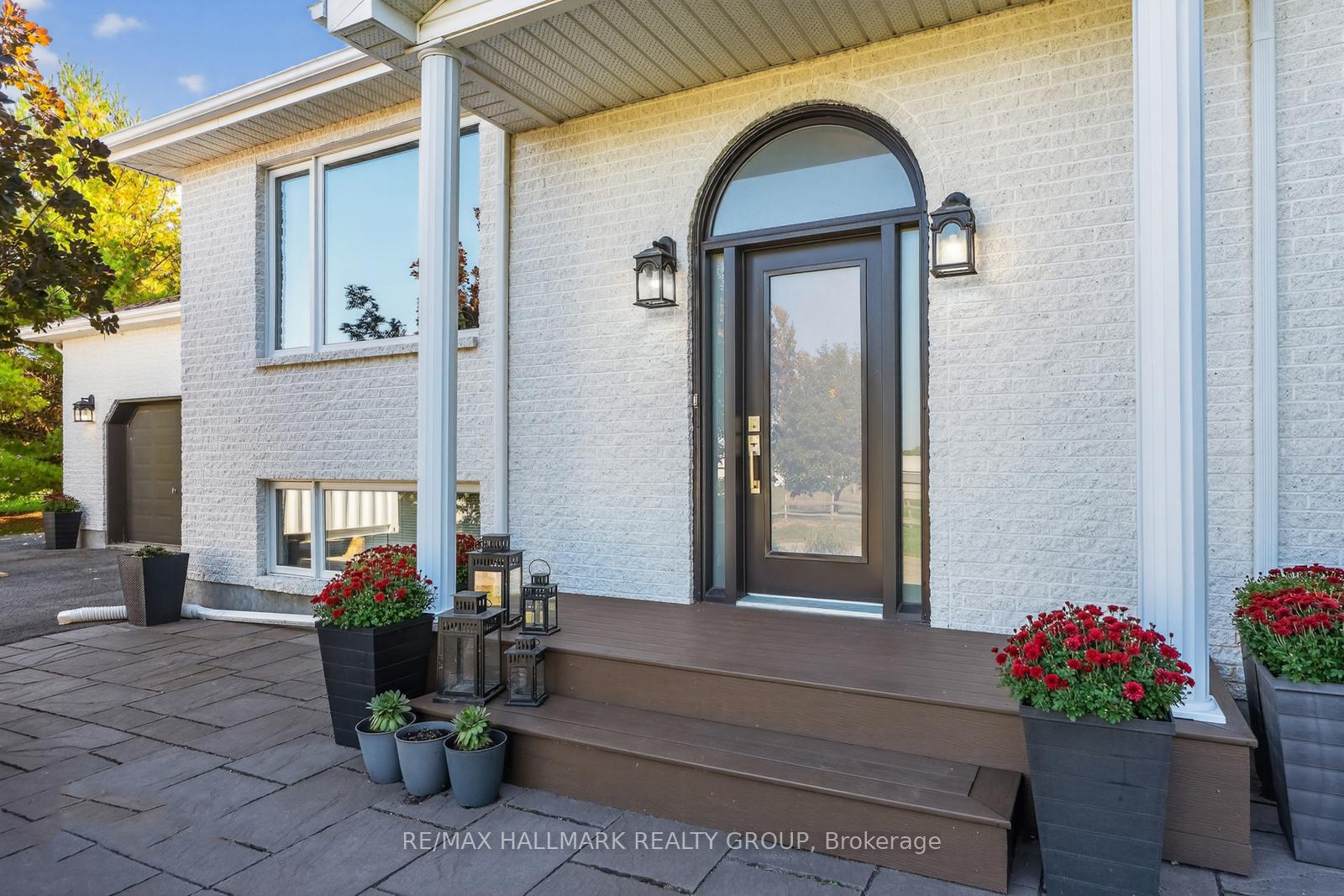 Photo 4 of 2851 Glenwood Drive, Ottawa, Metcalfe — HOMEH