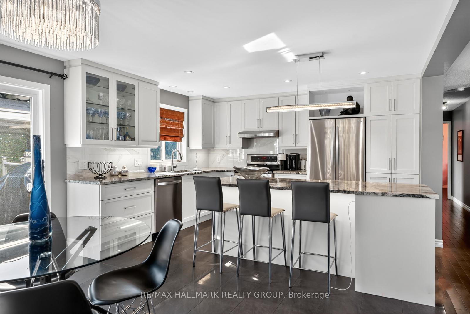 Photo 10 of 2851 Glenwood Drive, Ottawa, Metcalfe — HOMEH