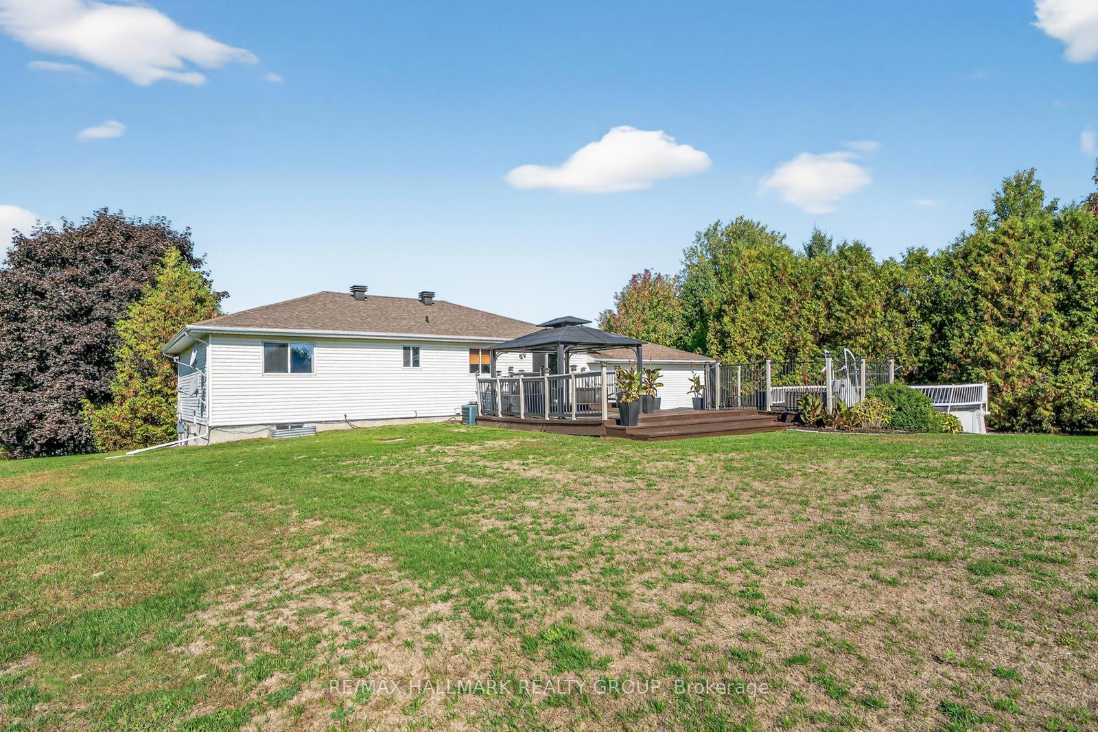 Photo 32 of 2851 Glenwood Drive, Ottawa, Metcalfe — HOMEH
