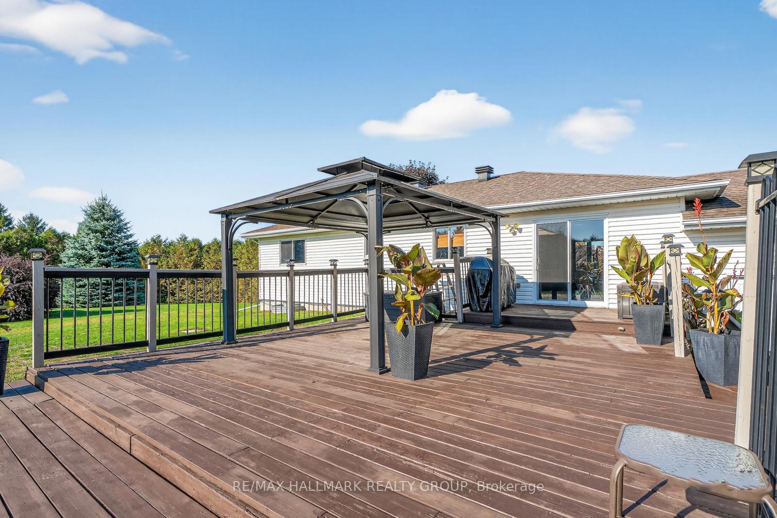Photo 33 of 2851 Glenwood Drive, Ottawa, Metcalfe — HOMEH