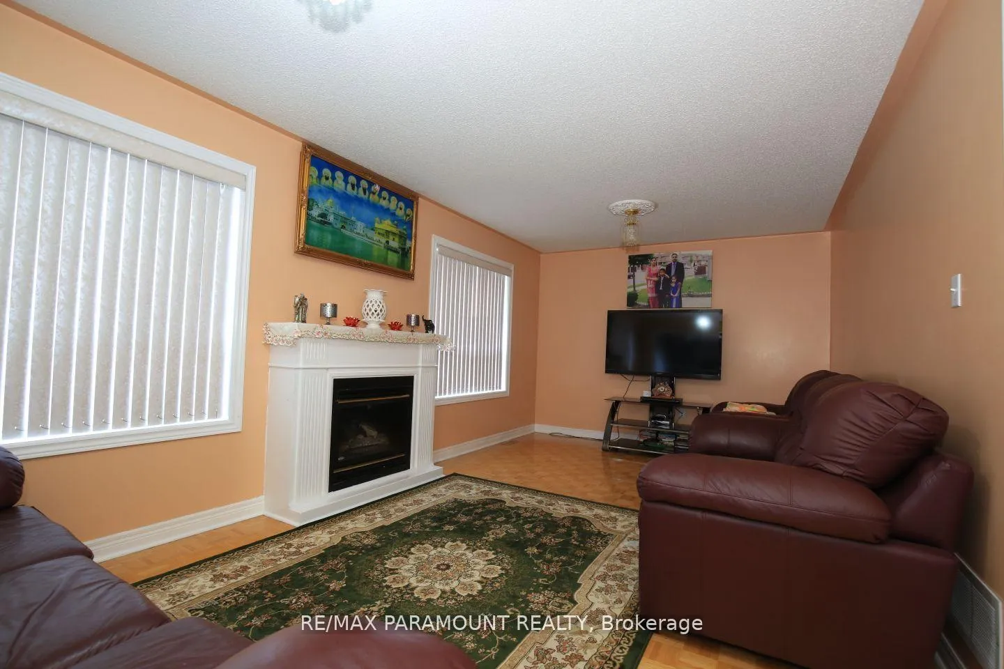 Photo 6 of Unit UPPER, 39 Octillo Boulevard, Brampton, Sandringham-Wellington — HOMEH