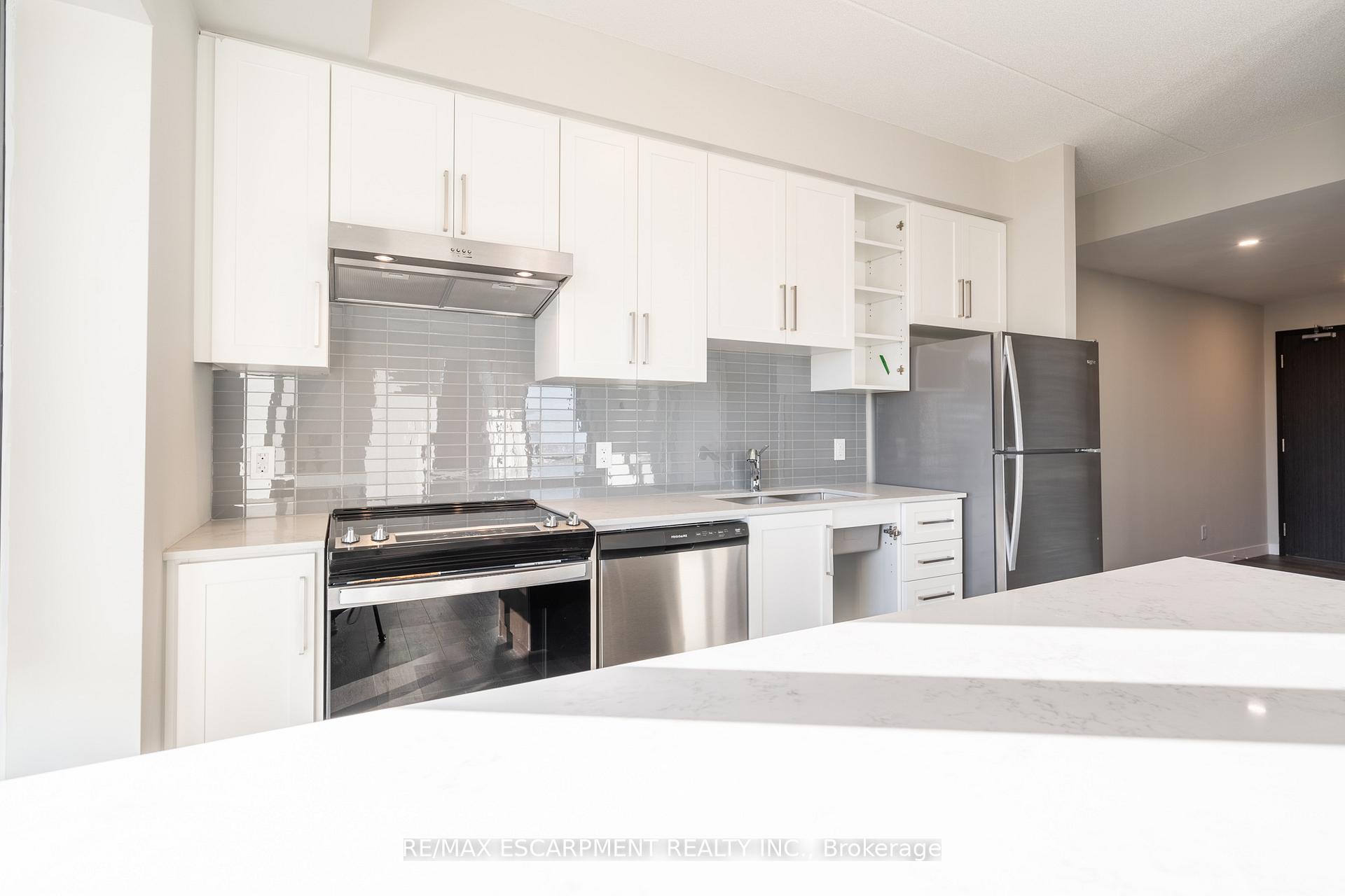 Photo 8 of Unit 2014, 15 Queen Street S, Hamilton, Central — HOMEH