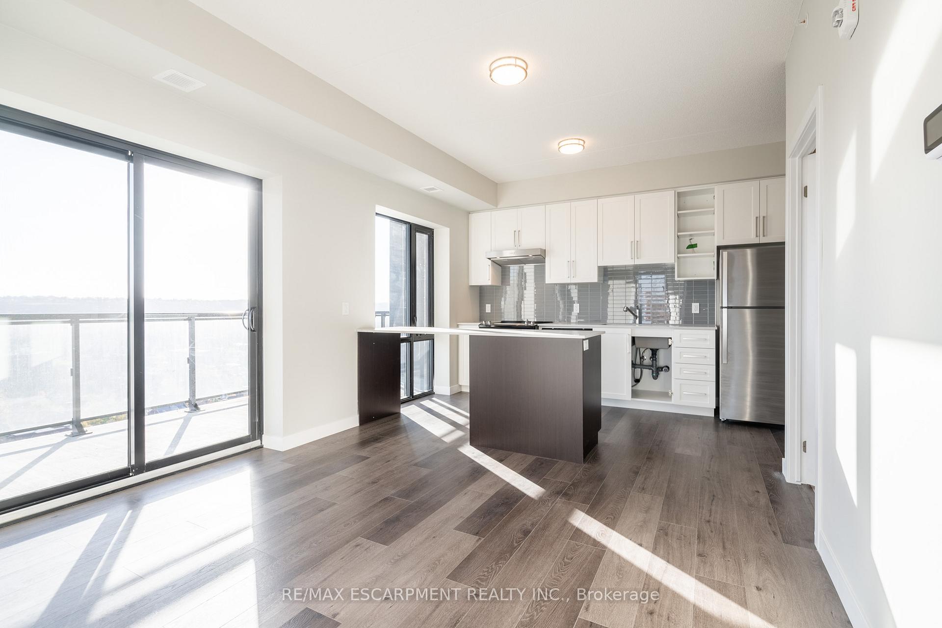 Photo 5 of Unit 2014, 15 Queen Street S, Hamilton, Central — HOMEH
