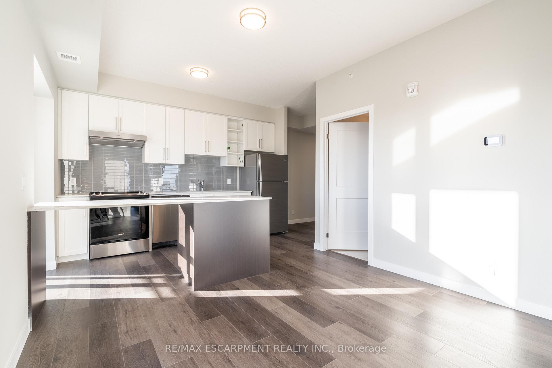 Photo 6 of Unit 2014, 15 Queen Street S, Hamilton, Central — HOMEH
