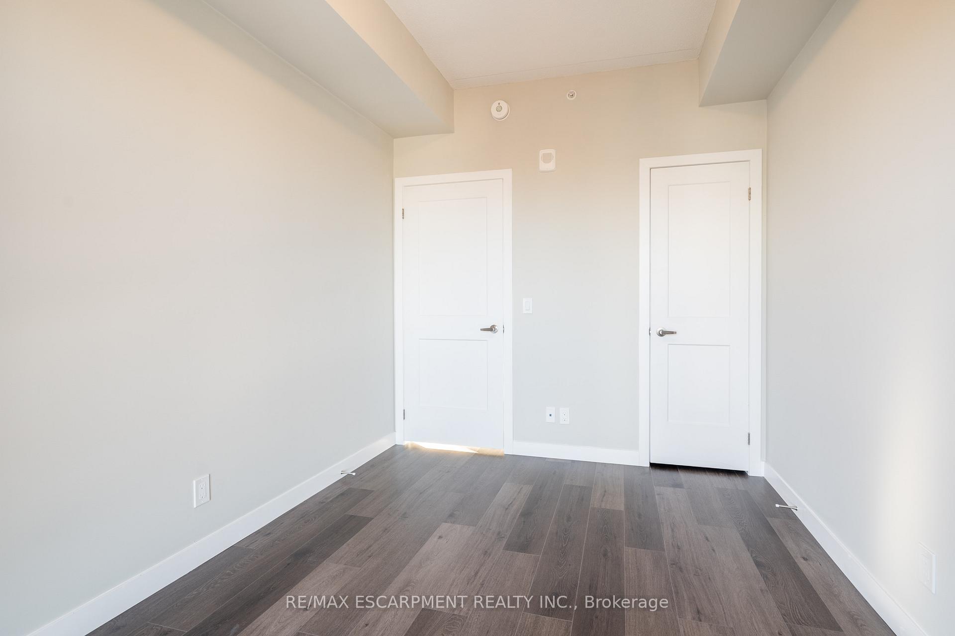 Photo 3 of Unit 2014, 15 Queen Street S, Hamilton, Central — HOMEH
