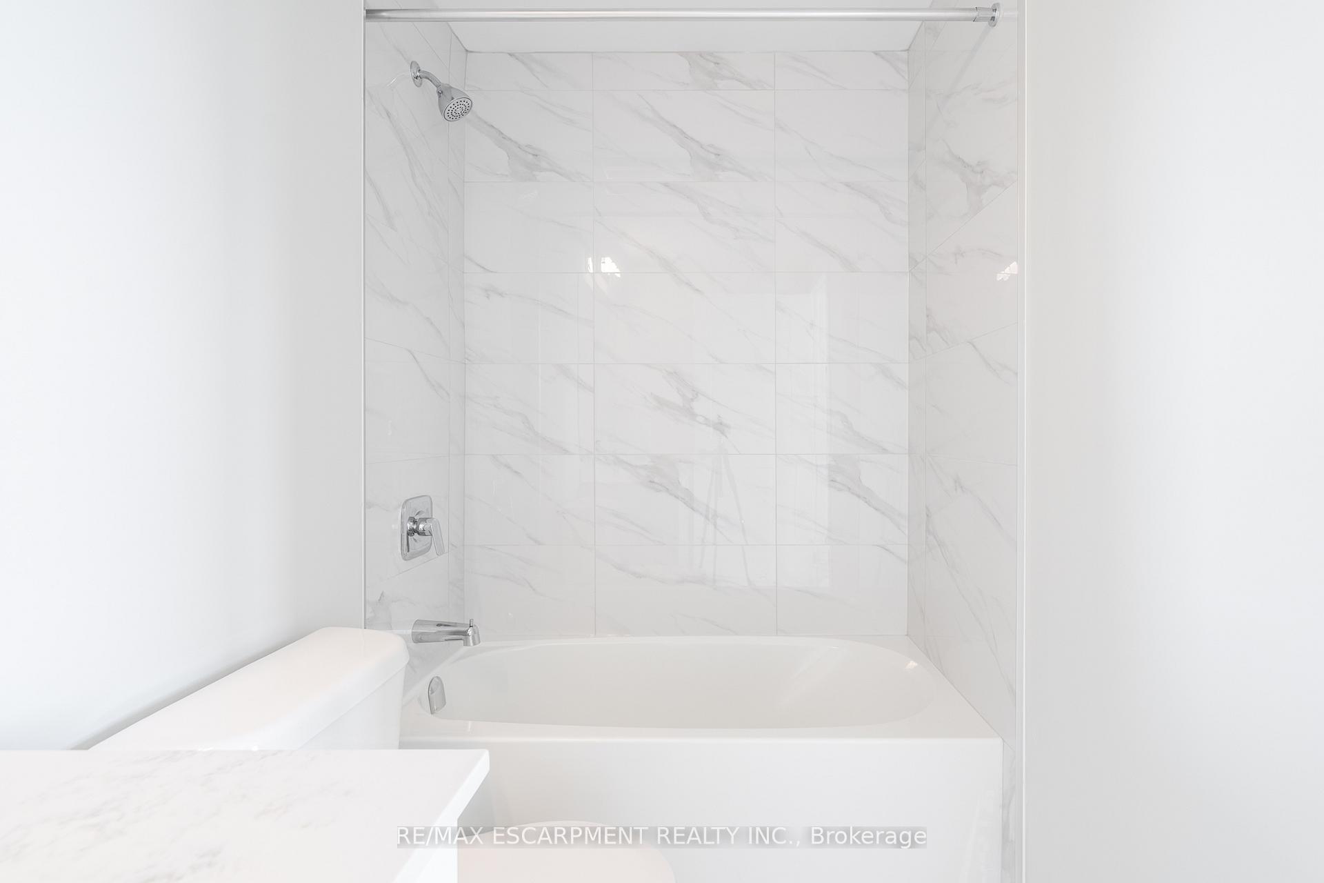 Photo 2 of Unit 2014, 15 Queen Street S, Hamilton, Central — HOMEH