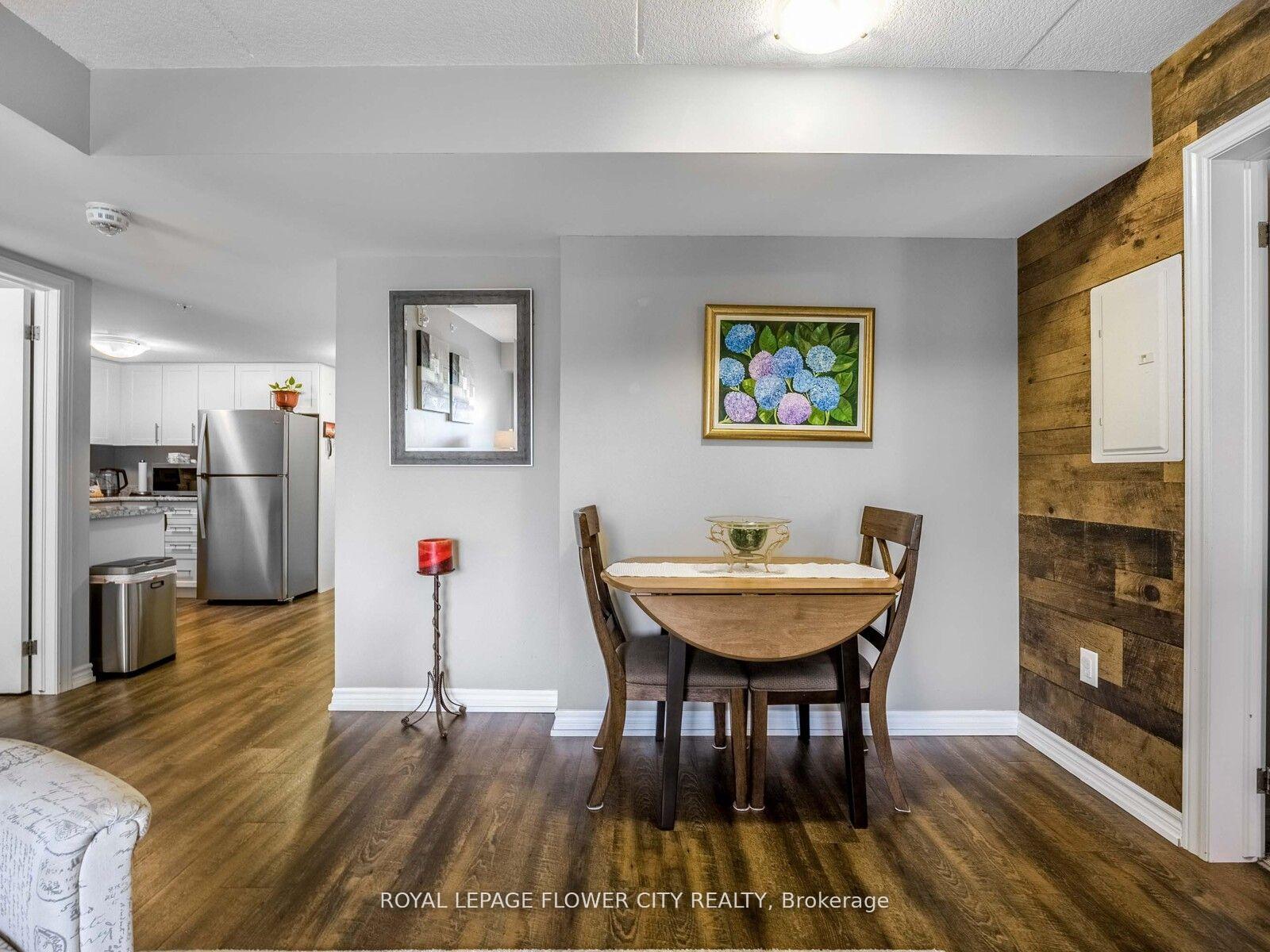 Photo 3 of Unit 303, 7 Kay Crescent, Guelph, Pineridge/Westminster Woods — HOMEH