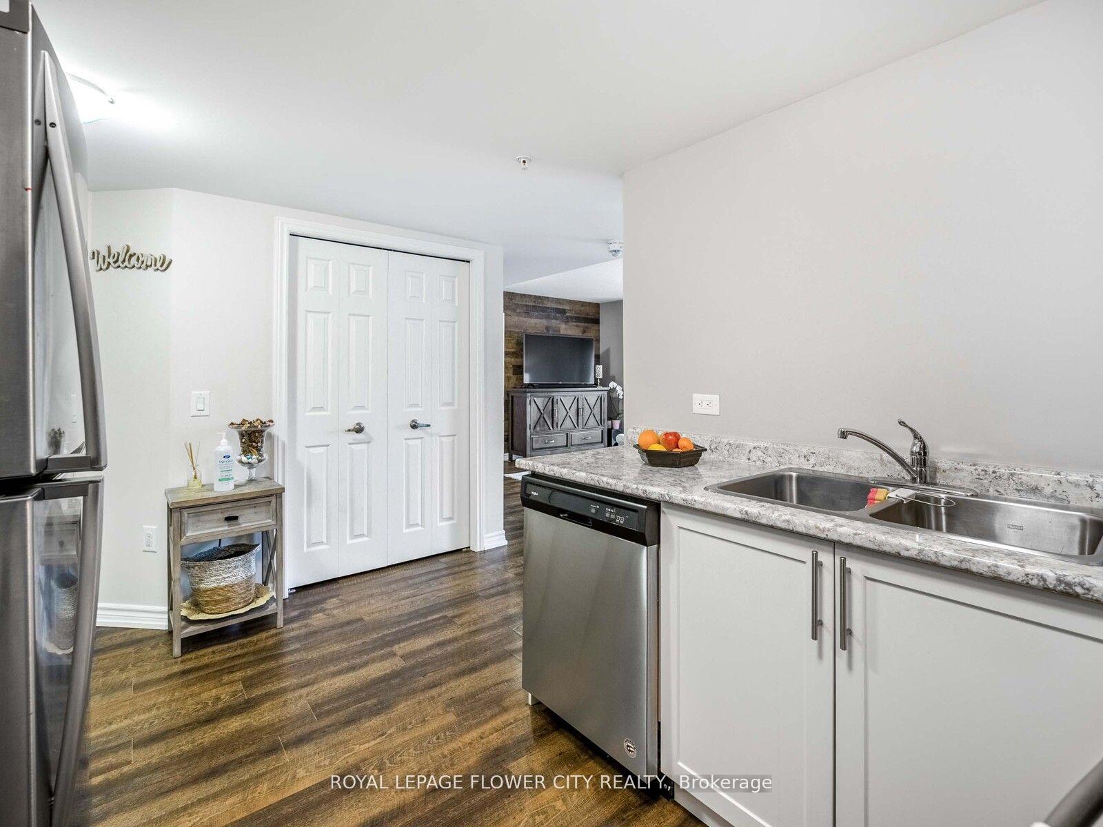 Photo 14 of Unit 303, 7 Kay Crescent, Guelph, Pineridge/Westminster Woods — HOMEH