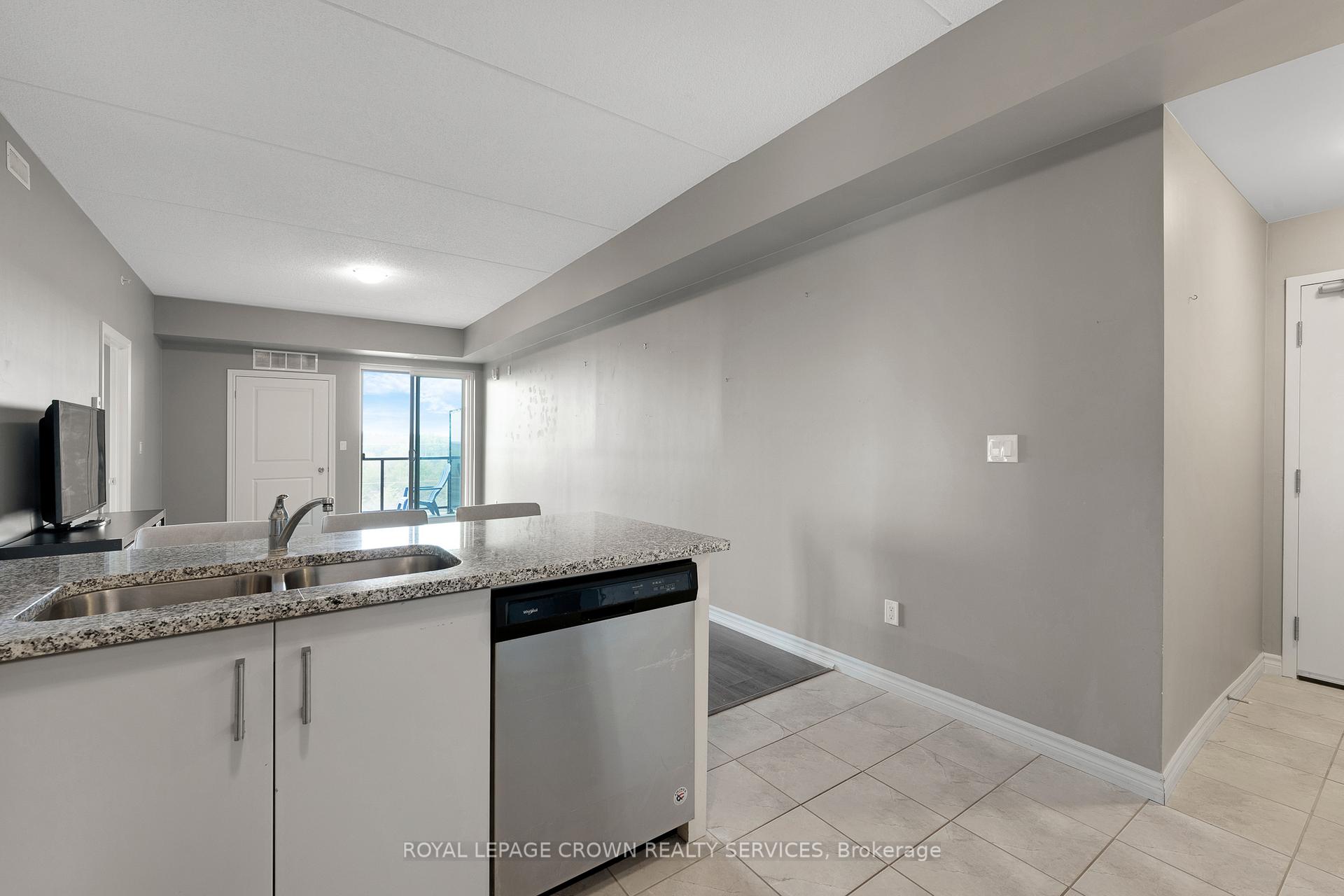 Photo 16 of Unit 312, 1280 Gordon Street S, Guelph, Kortright East — HOMEH