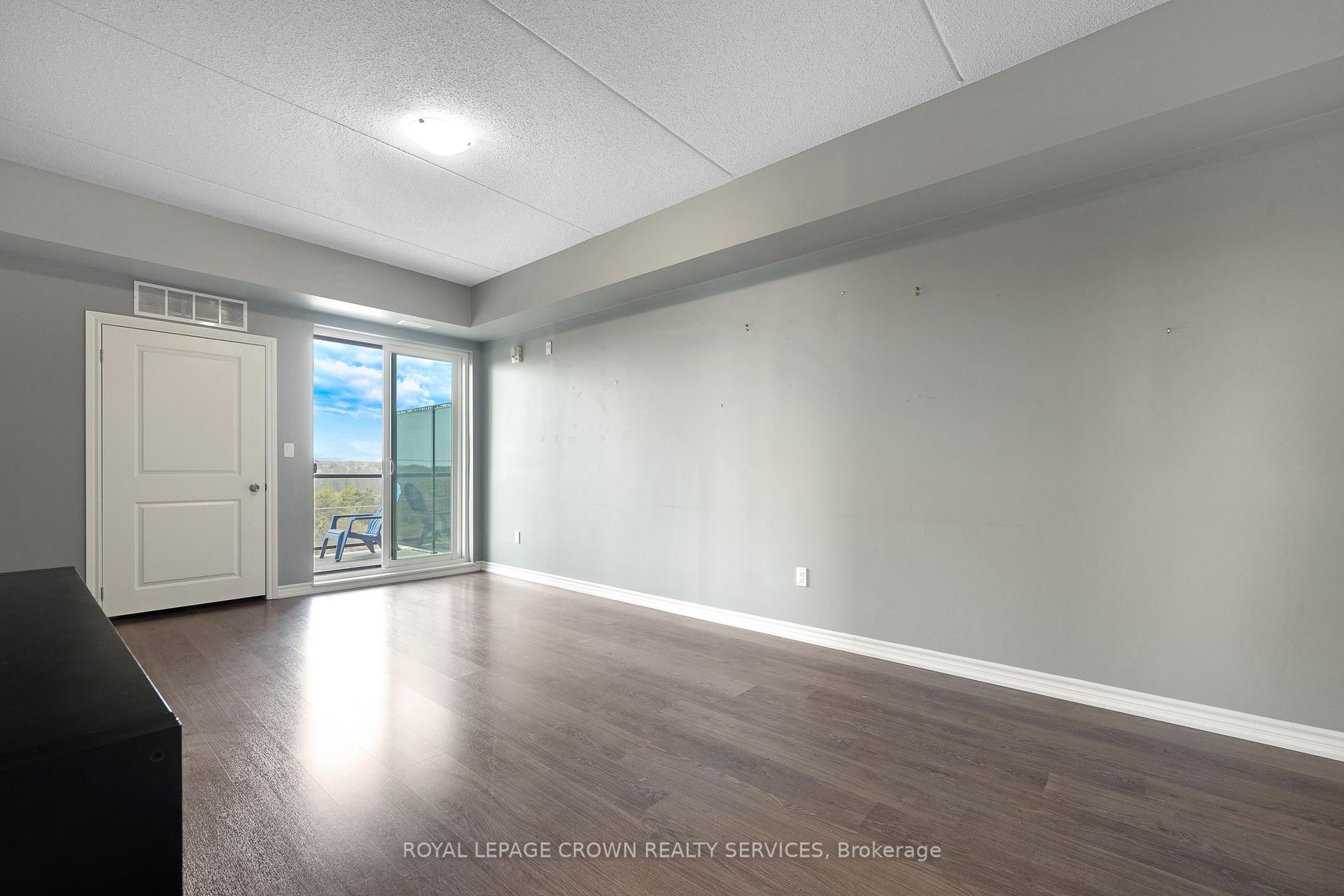 Photo 9 of Unit 312, 1280 Gordon Street S, Guelph, Kortright East — HOMEH