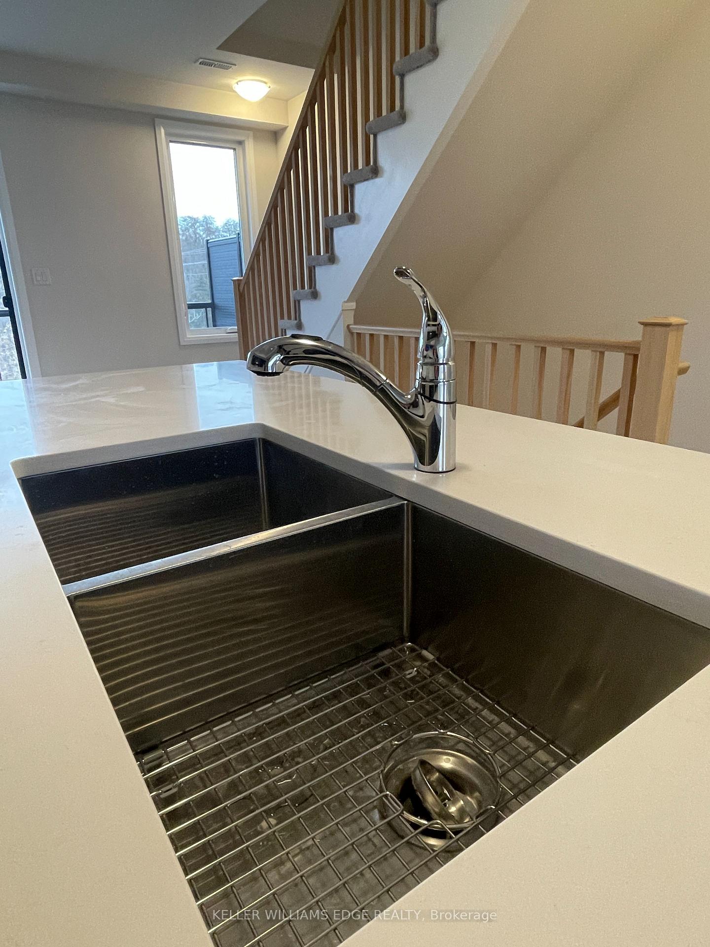 Photo 12 of Unit 4, 2 Willow Street, Brant, Paris — HOMEH