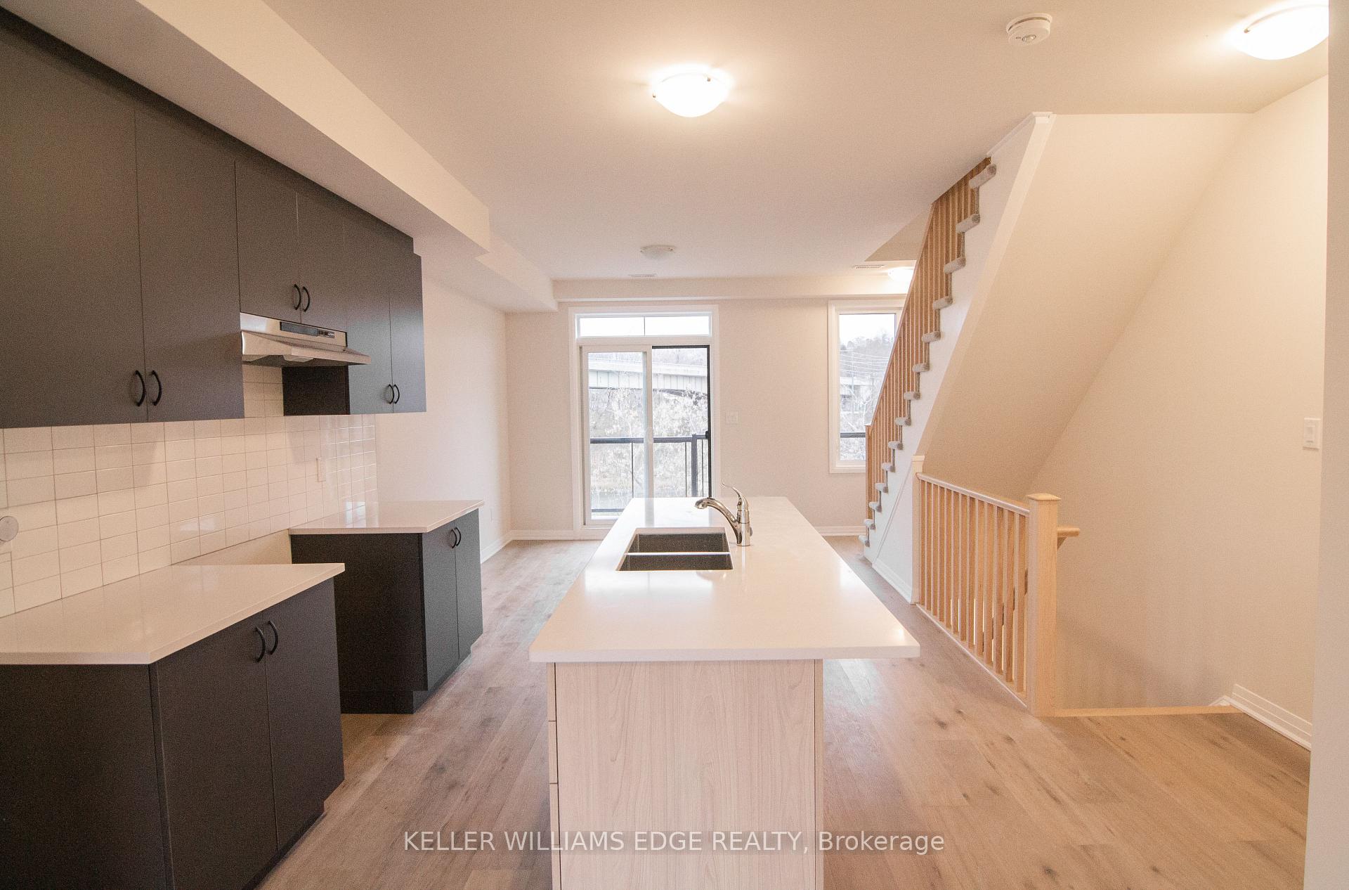 Photo 3 of Unit 4, 2 Willow Street, Brant, Paris — HOMEH