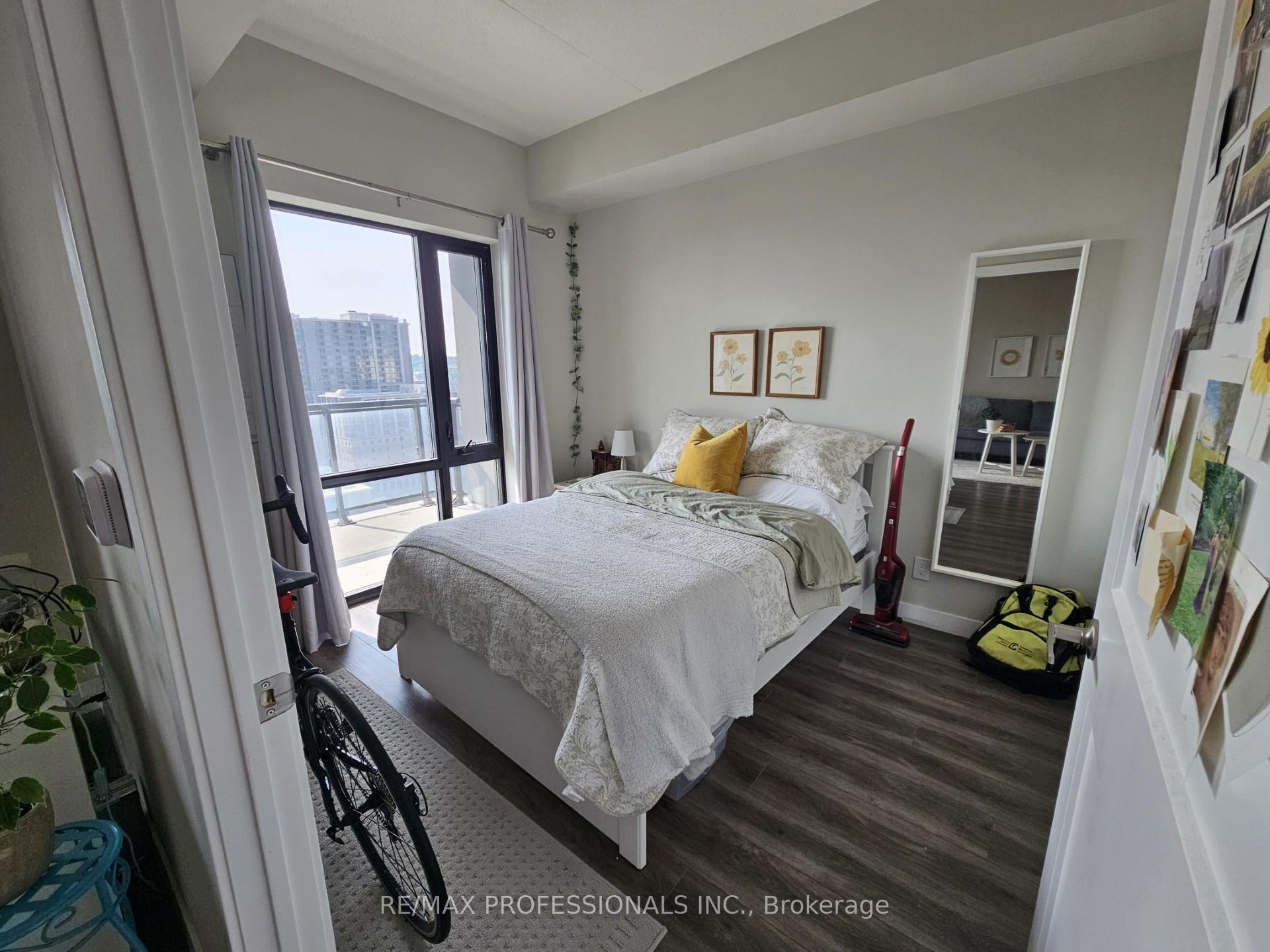 Photo 5 of Unit 1613, 15 Queen Street S, Hamilton, Central — HOMEH