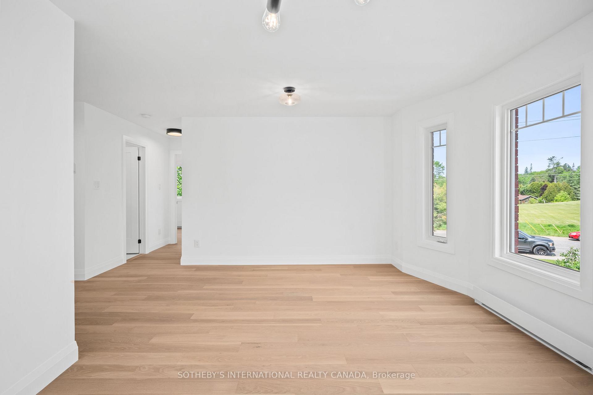 Photo 4 of Unit 201C, 661 Cedar Lane, Bracebridge, Macaulay — HOMEH