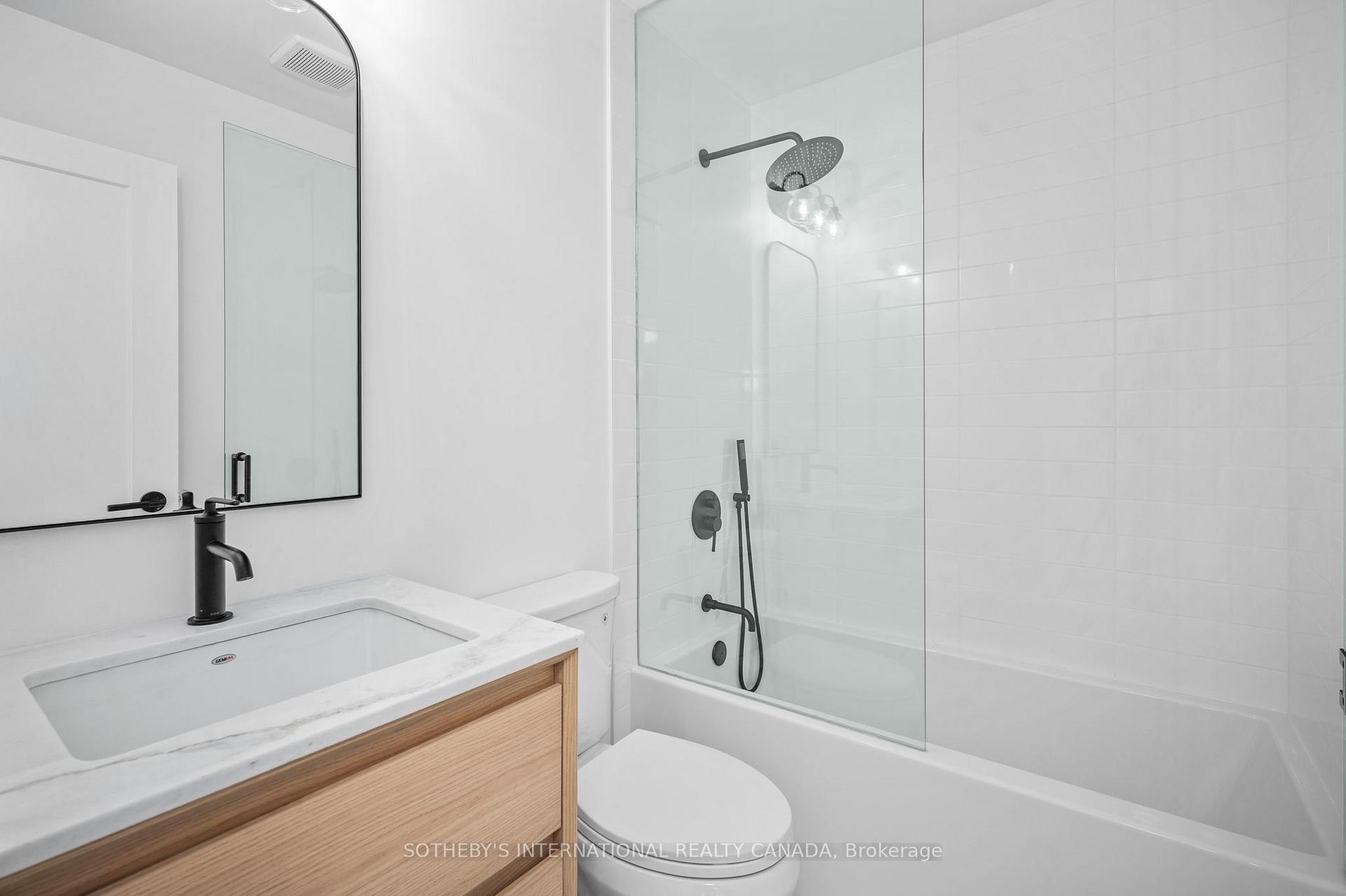 Photo 26 of Unit 201C, 661 Cedar Lane, Bracebridge, Macaulay — HOMEH