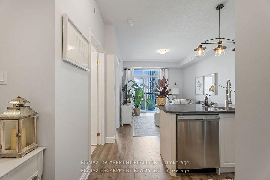 Photo 16 of Unit 239, 101 Shoreview Place, Hamilton, Stoney Creek — HOMEH
