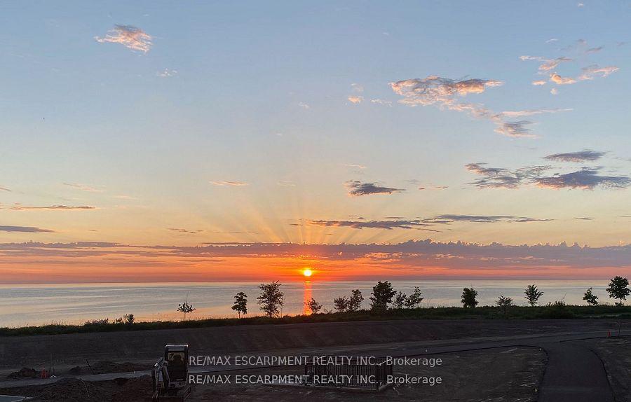 Photo 18 of Unit 239, 101 Shoreview Place, Hamilton, Stoney Creek — HOMEH