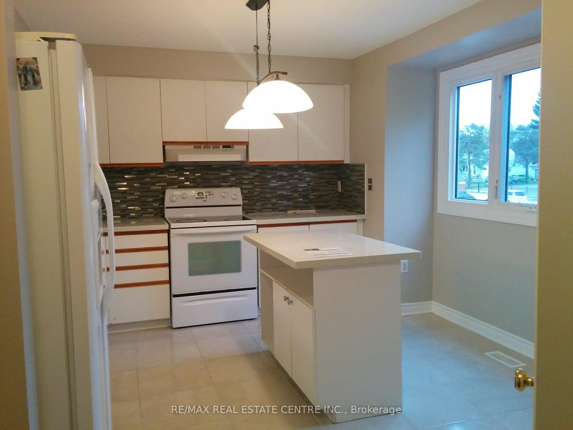 Photo 4 of Unit 52, 72 Stone Church Road W, Hamilton, Gourley — HOMEH
