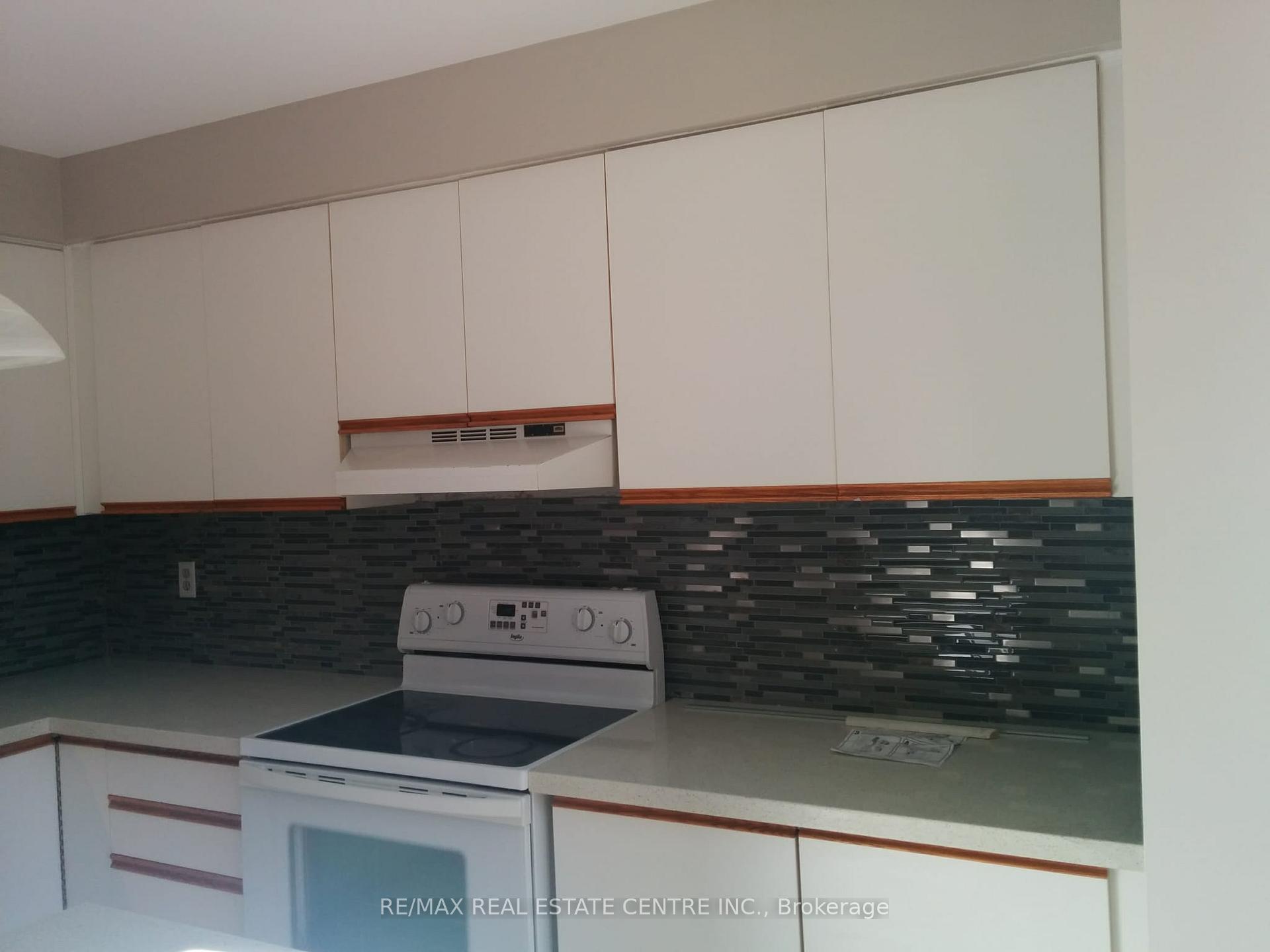 Photo 9 of Unit 52, 72 Stone Church Road W, Hamilton, Gourley — HOMEH