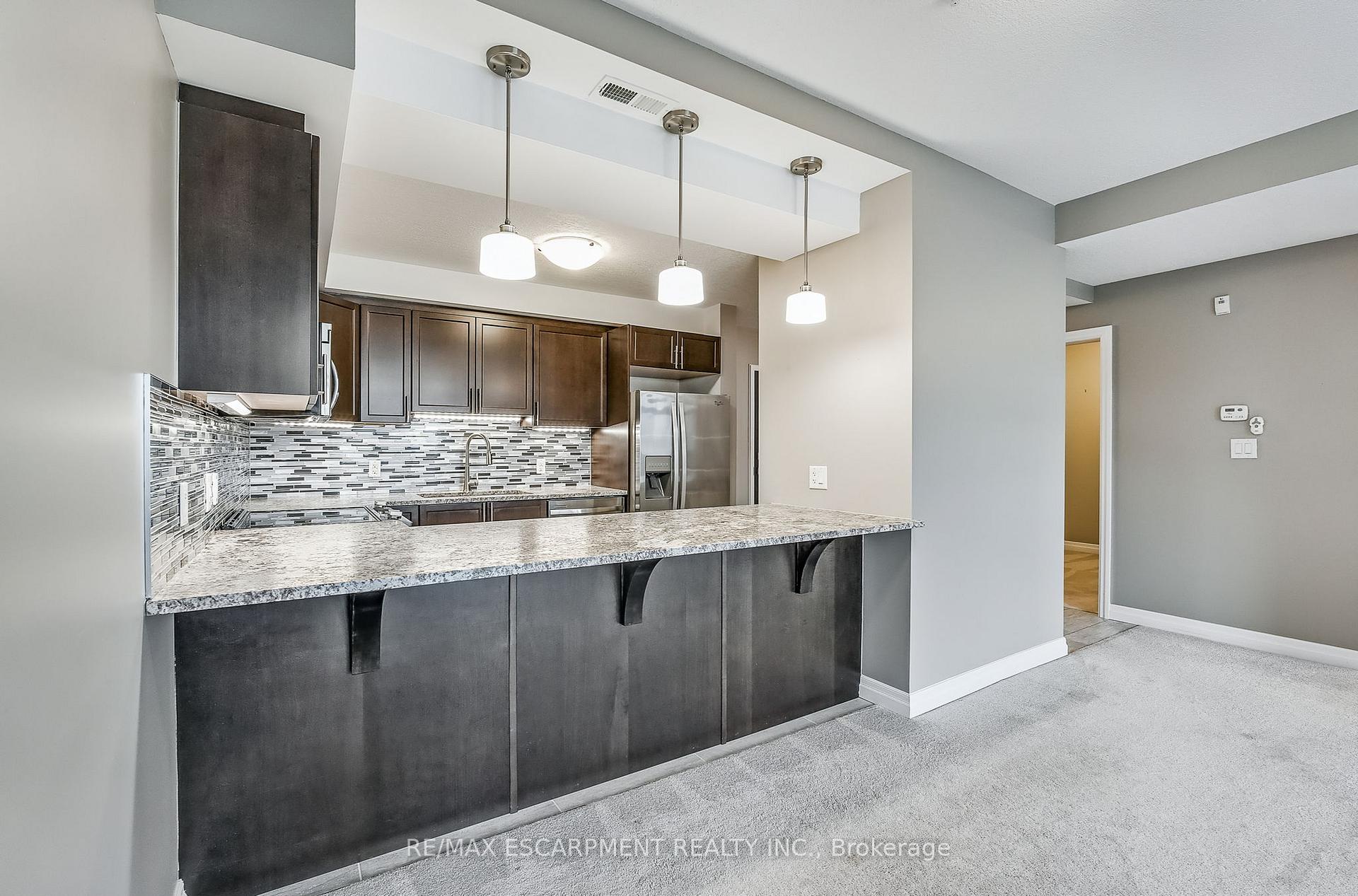 Photo 14 of Unit 208, 170 Rockhaven Lane, Hamilton, Waterdown — HOMEH
