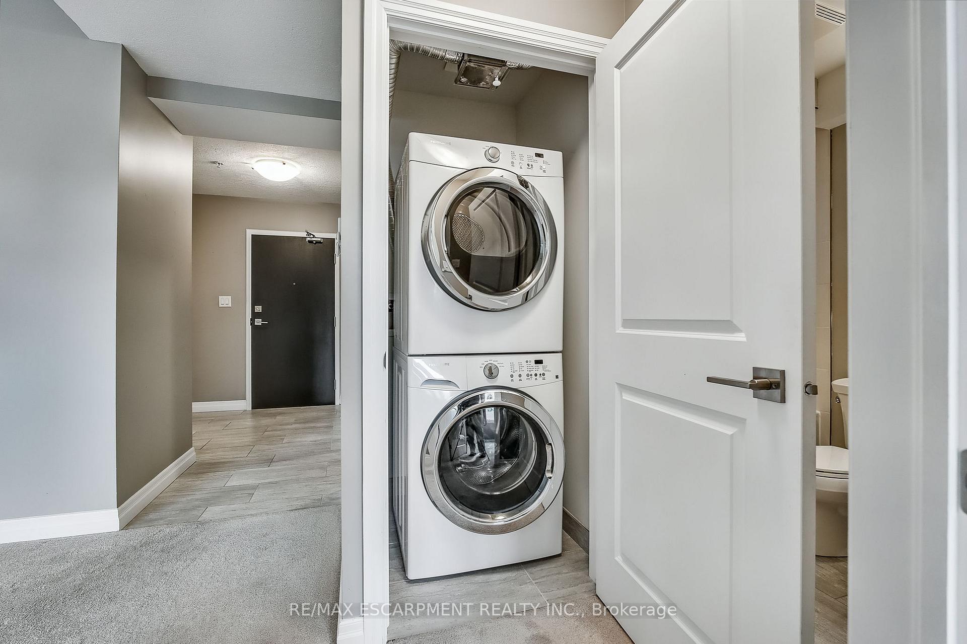 Photo 15 of Unit 208, 170 Rockhaven Lane, Hamilton, Waterdown — HOMEH