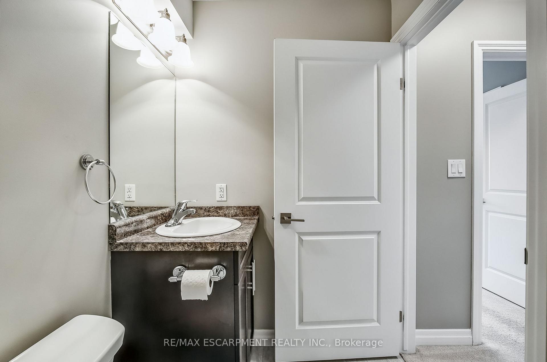 Photo 26 of Unit 208, 170 Rockhaven Lane, Hamilton, Waterdown — HOMEH