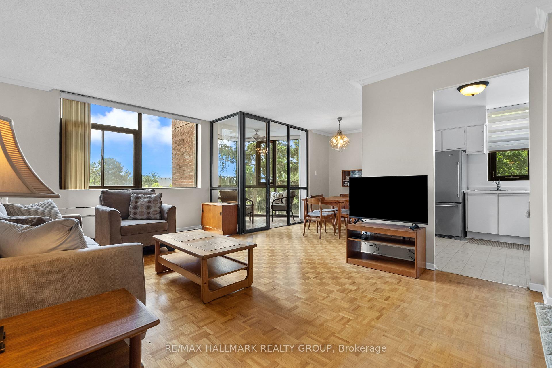 Photo 12 of Unit 404, 2871 Richmond Road, Ottawa, Britannia Heights — HOMEH