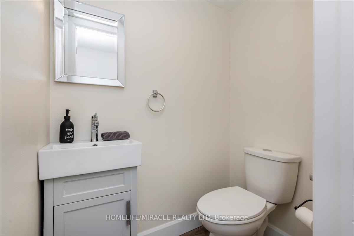 Photo 4 of Unit 29, 325 William Street, Shelburne — HOMEH