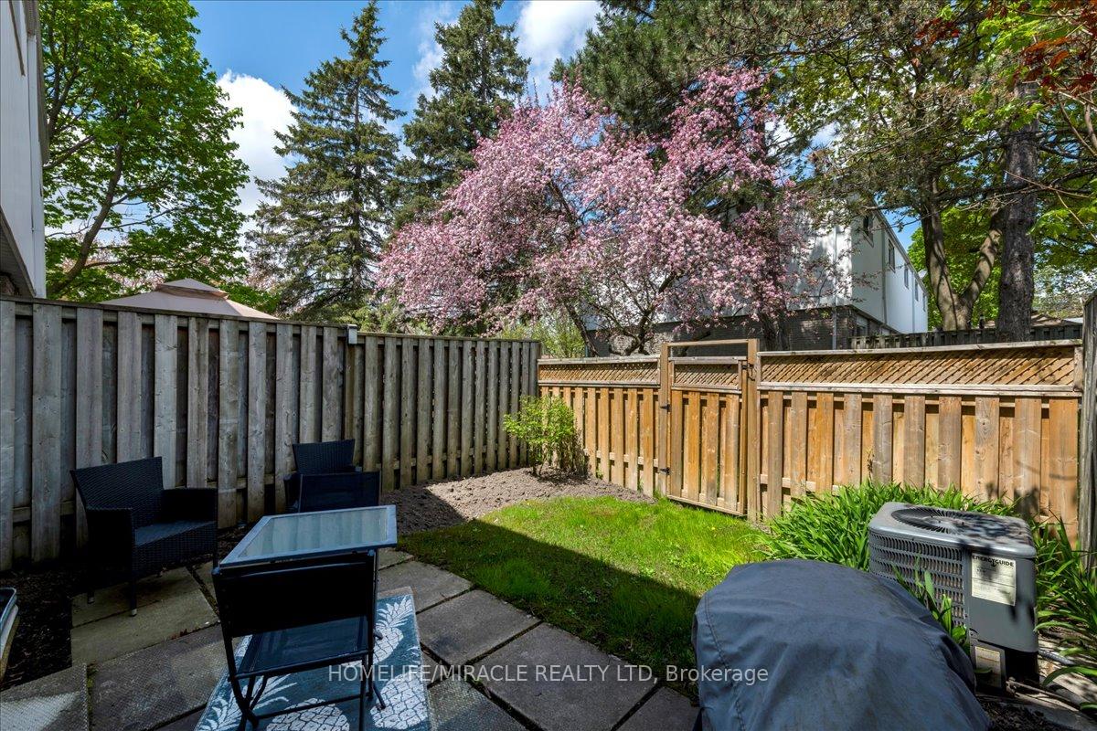 Photo 28 of Unit 29, 325 William Street, Shelburne — HOMEH