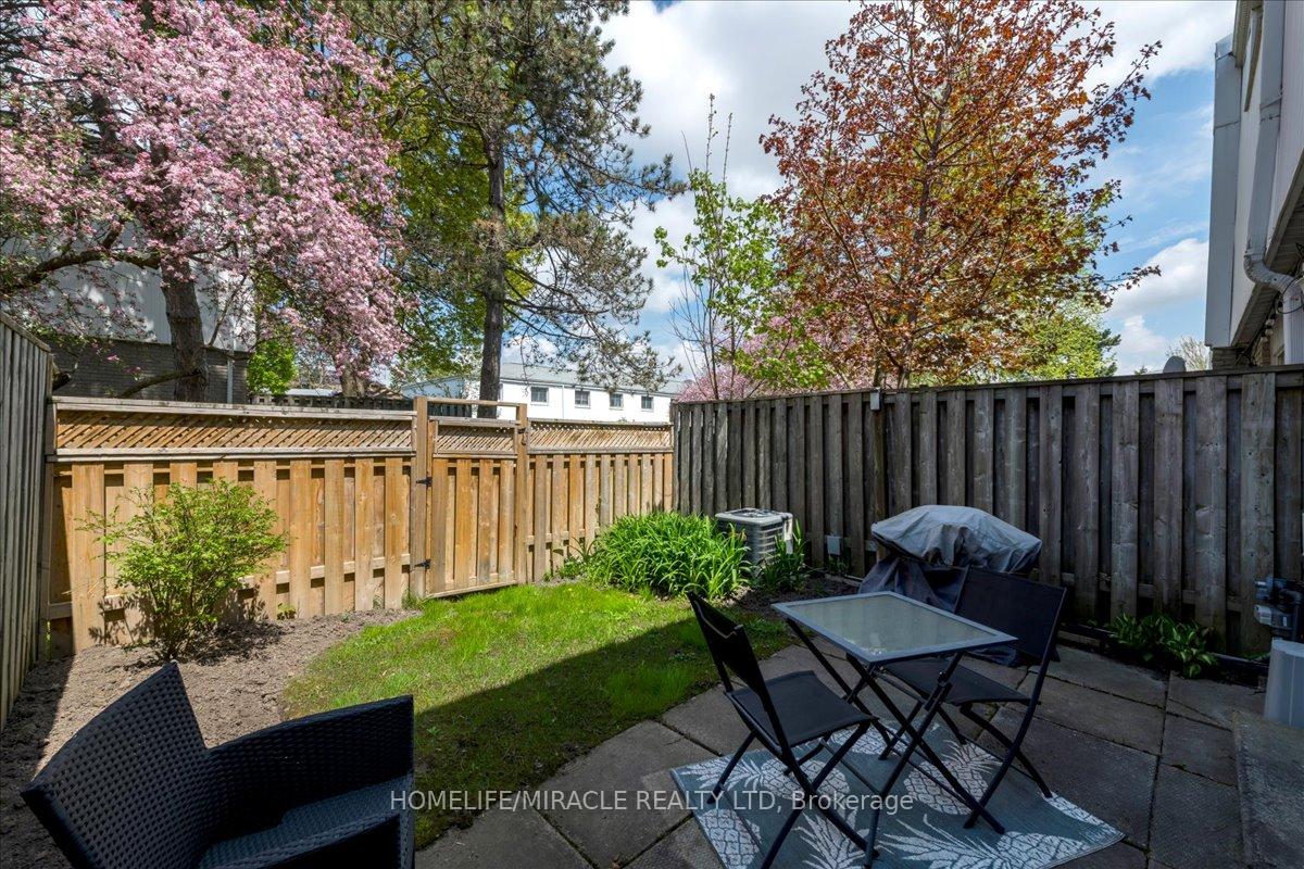 Photo 27 of Unit 29, 325 William Street, Shelburne — HOMEH