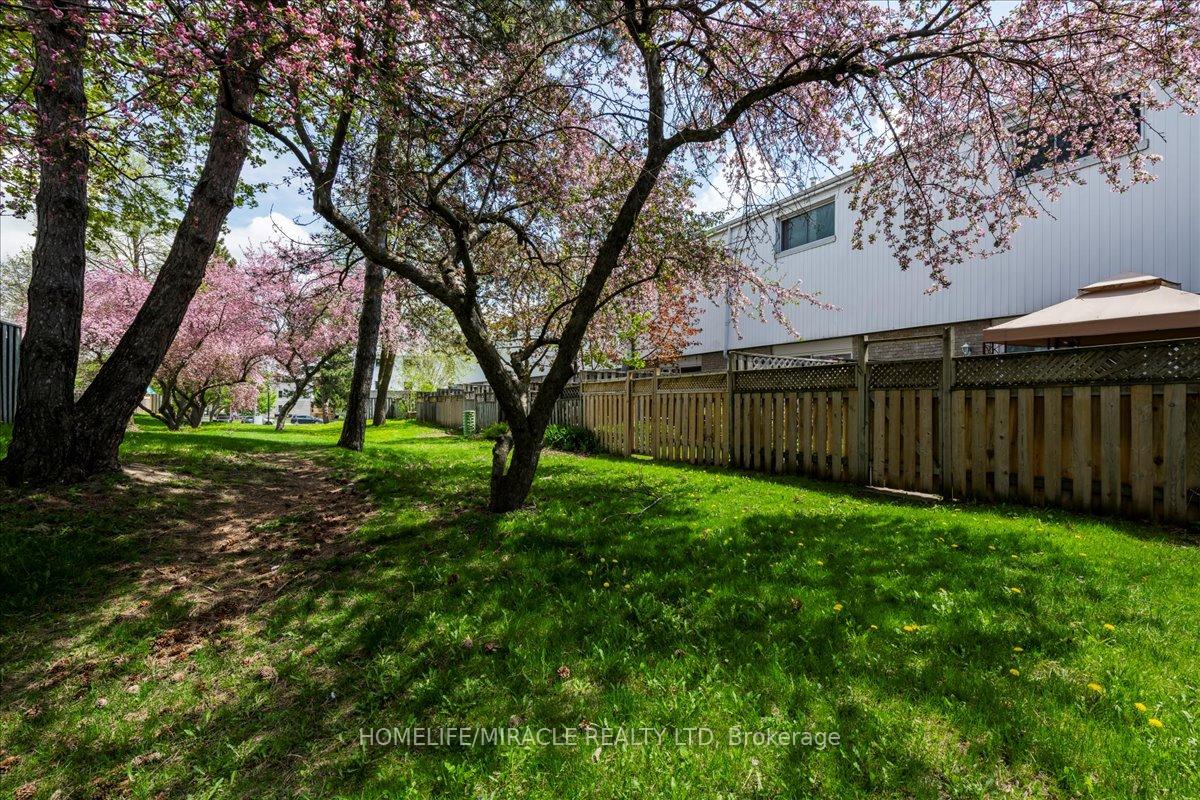 Photo 30 of Unit 29, 325 William Street, Shelburne — HOMEH