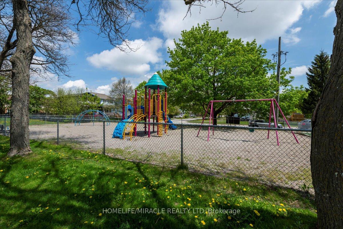 Photo 29 of Unit 29, 325 William Street, Shelburne — HOMEH