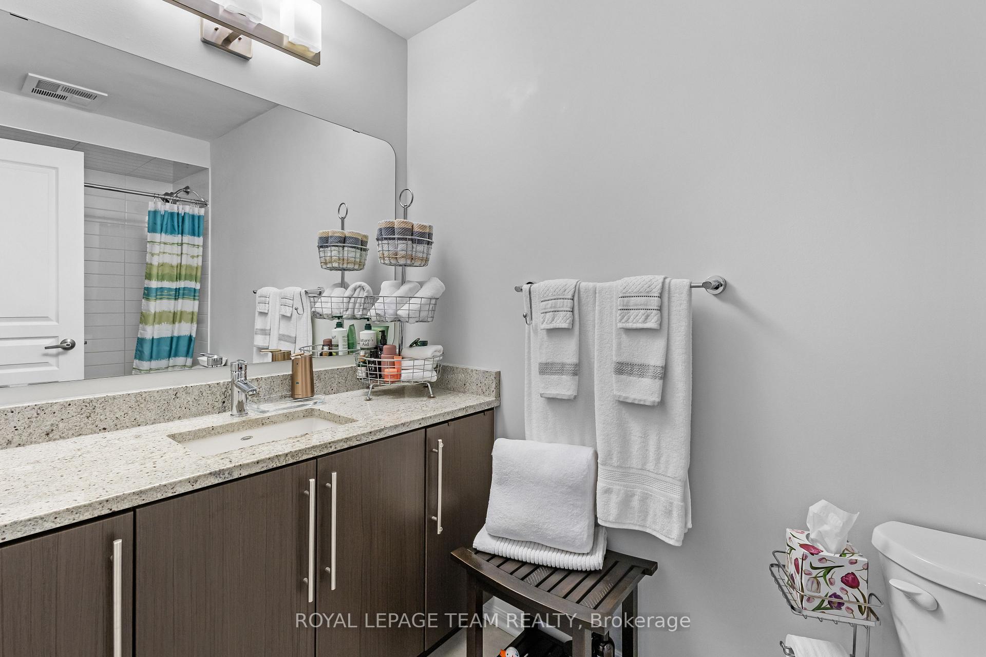 Photo 9 of Unit 509, 238 Besserer Street E, Ottawa, Sandy Hill — HOMEH