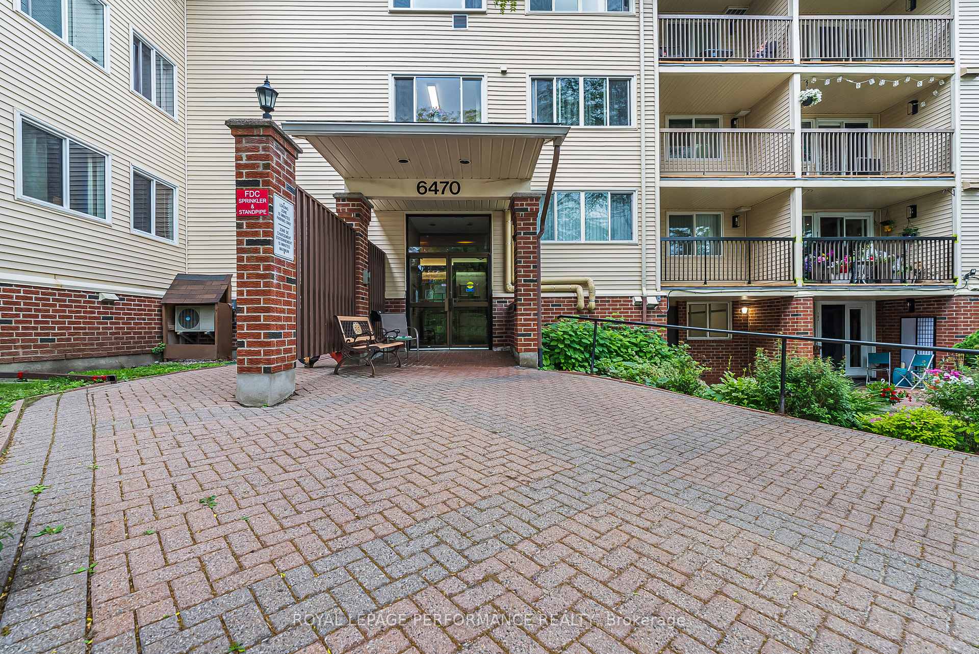 Photo 11 of Unit #408, 6470 Bilberry Drive, Ottawa, Orleans Wood — HOMEH