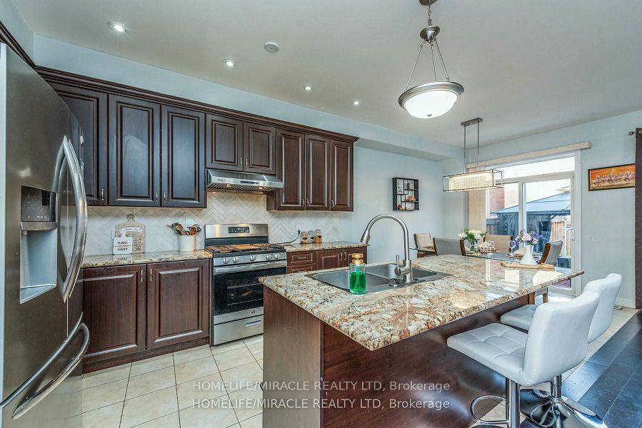 Photo 10 of 47 Maple Trail Road, Caledon, Rural Caledon — HOMEH