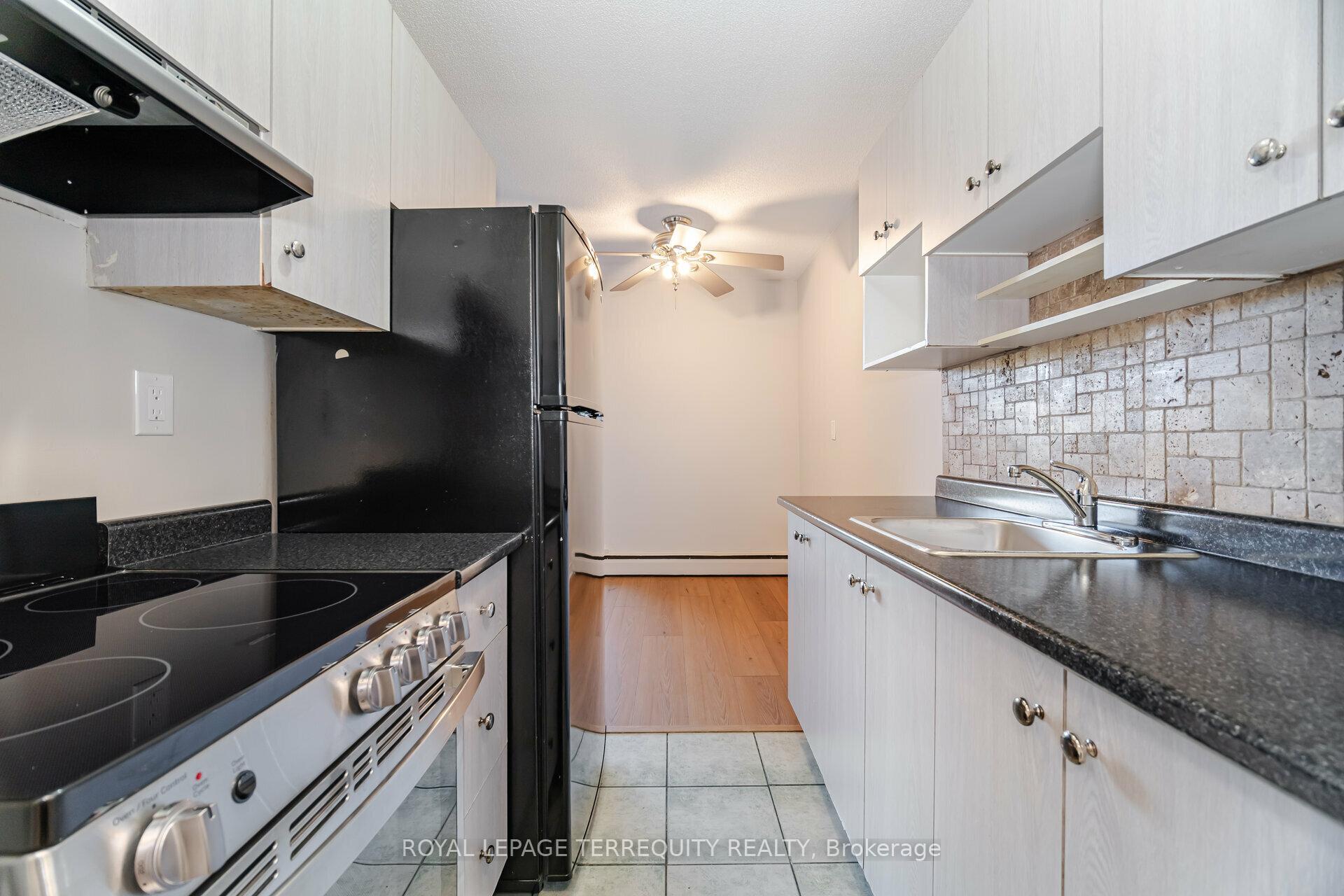 Photo 10 of Unit 101, 81 Charlton Avenue E, Hamilton, Corktown — HOMEH