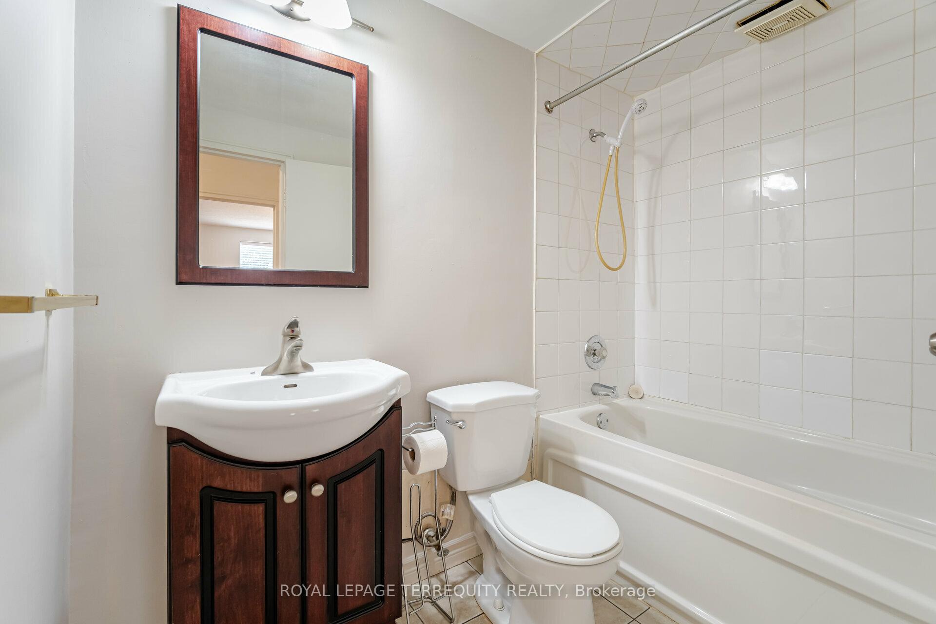 Photo 13 of Unit 101, 81 Charlton Avenue E, Hamilton, Corktown — HOMEH