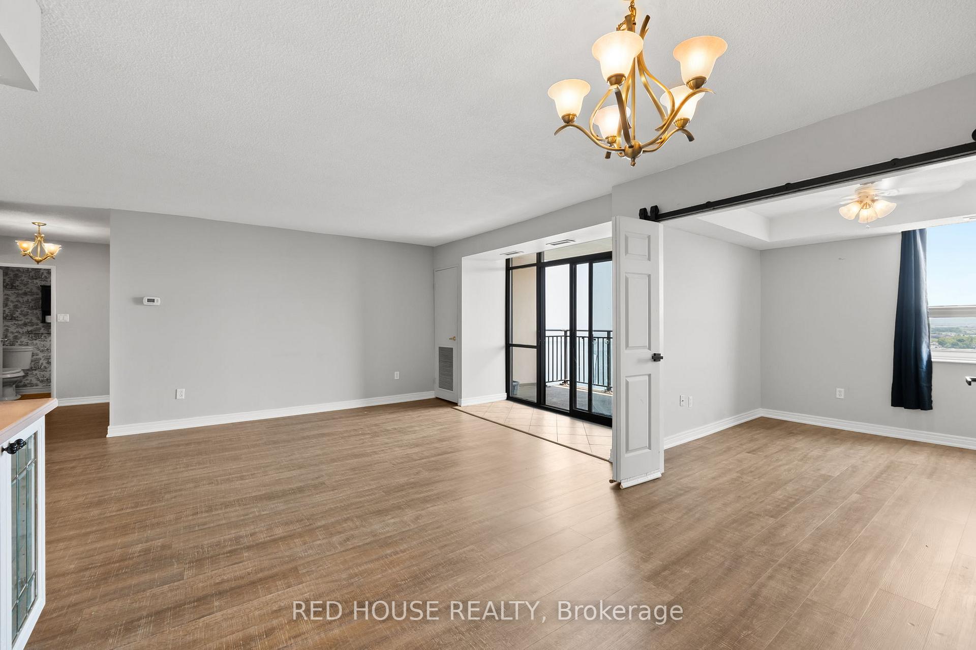 Photo 10 of Unit 1706, 500 Green Road, Hamilton, Stoney Creek — HOMEH