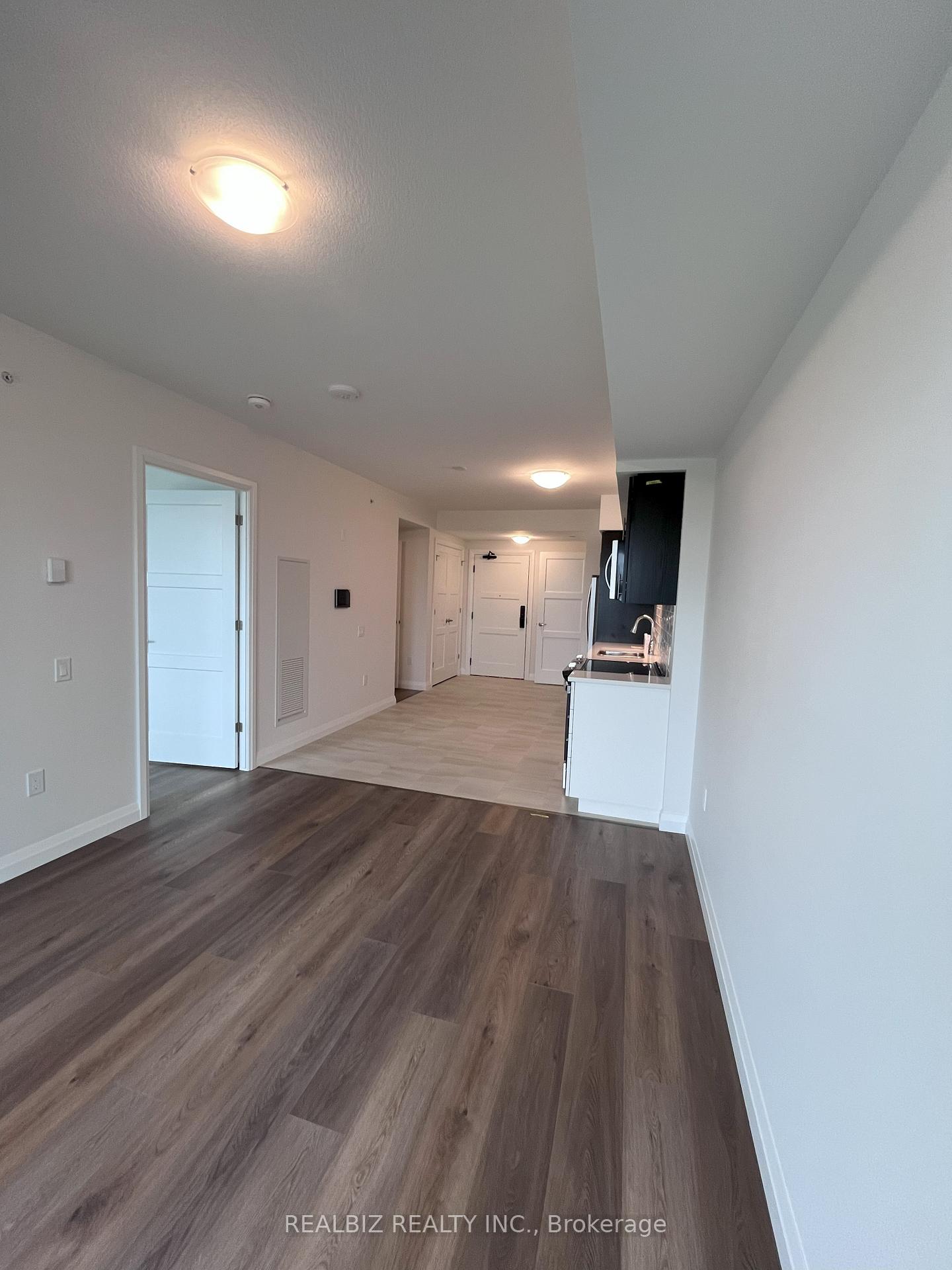 Photo 11 of Unit 706, 93 Arthur Street S, Guelph, St. Patrick's Ward — HOMEH