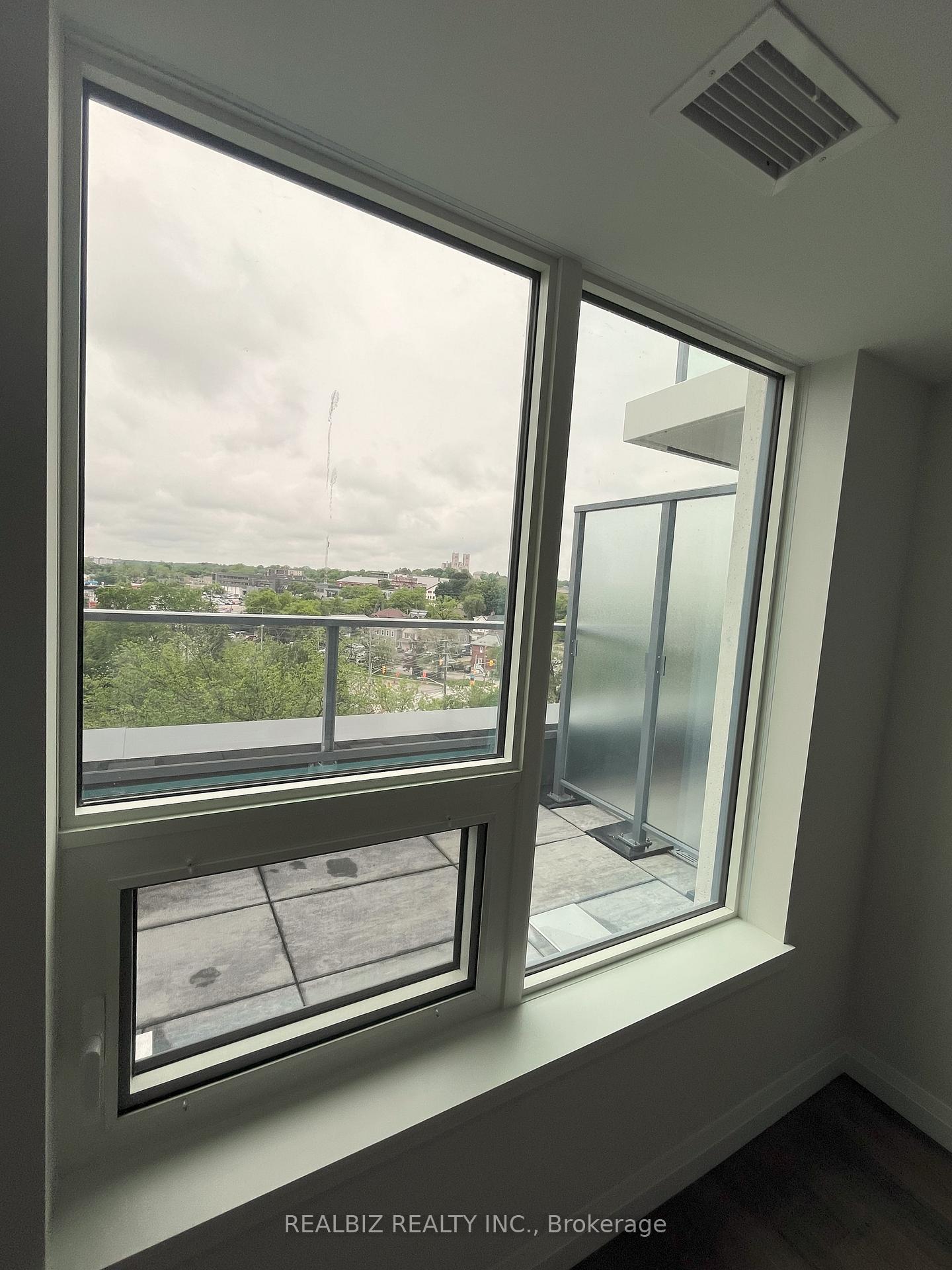 Photo 14 of Unit 706, 93 Arthur Street S, Guelph, St. Patrick's Ward — HOMEH