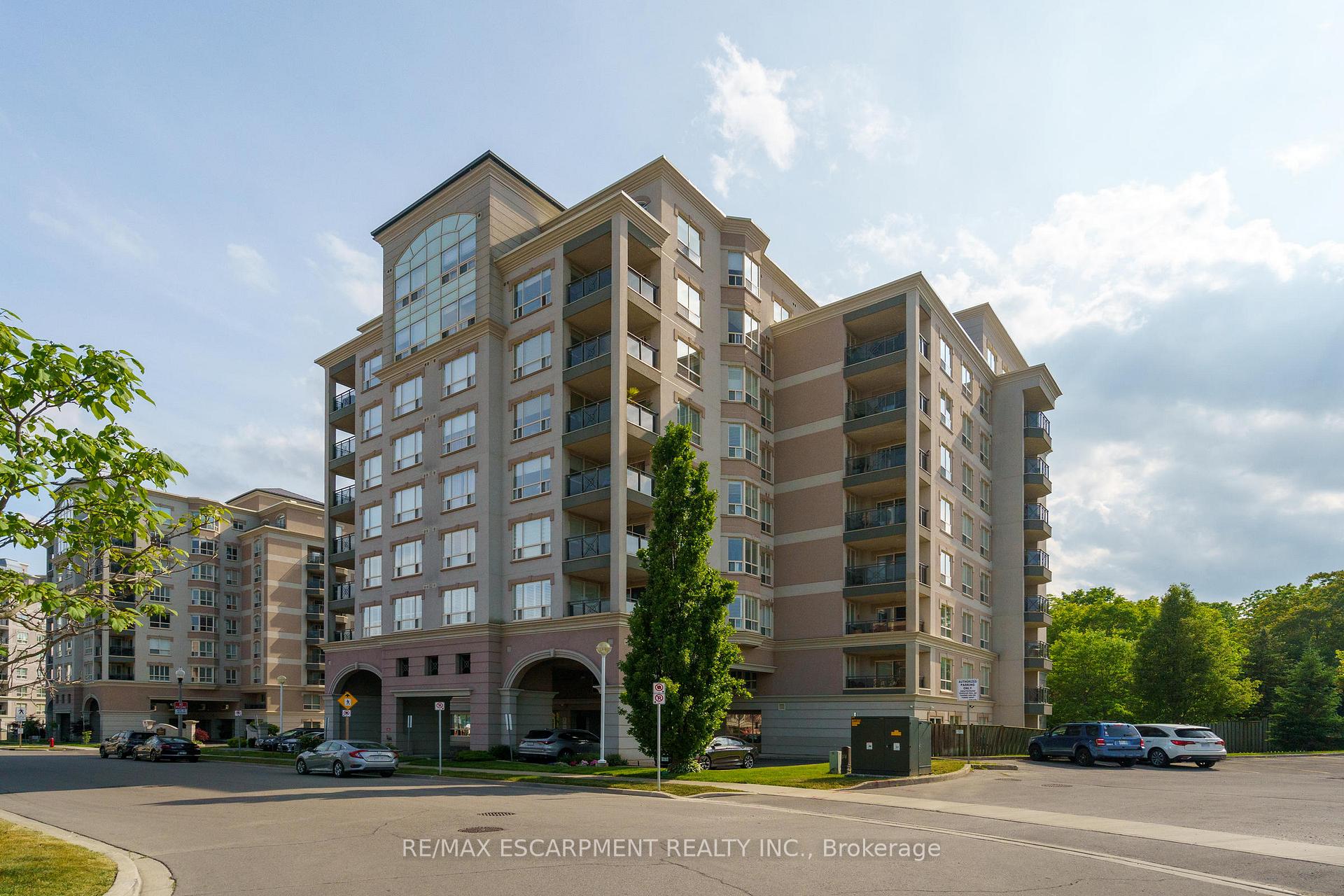 Photo 1 of Unit 405, 4000 Creekside Drive, Hamilton, Dundas — HOMEH