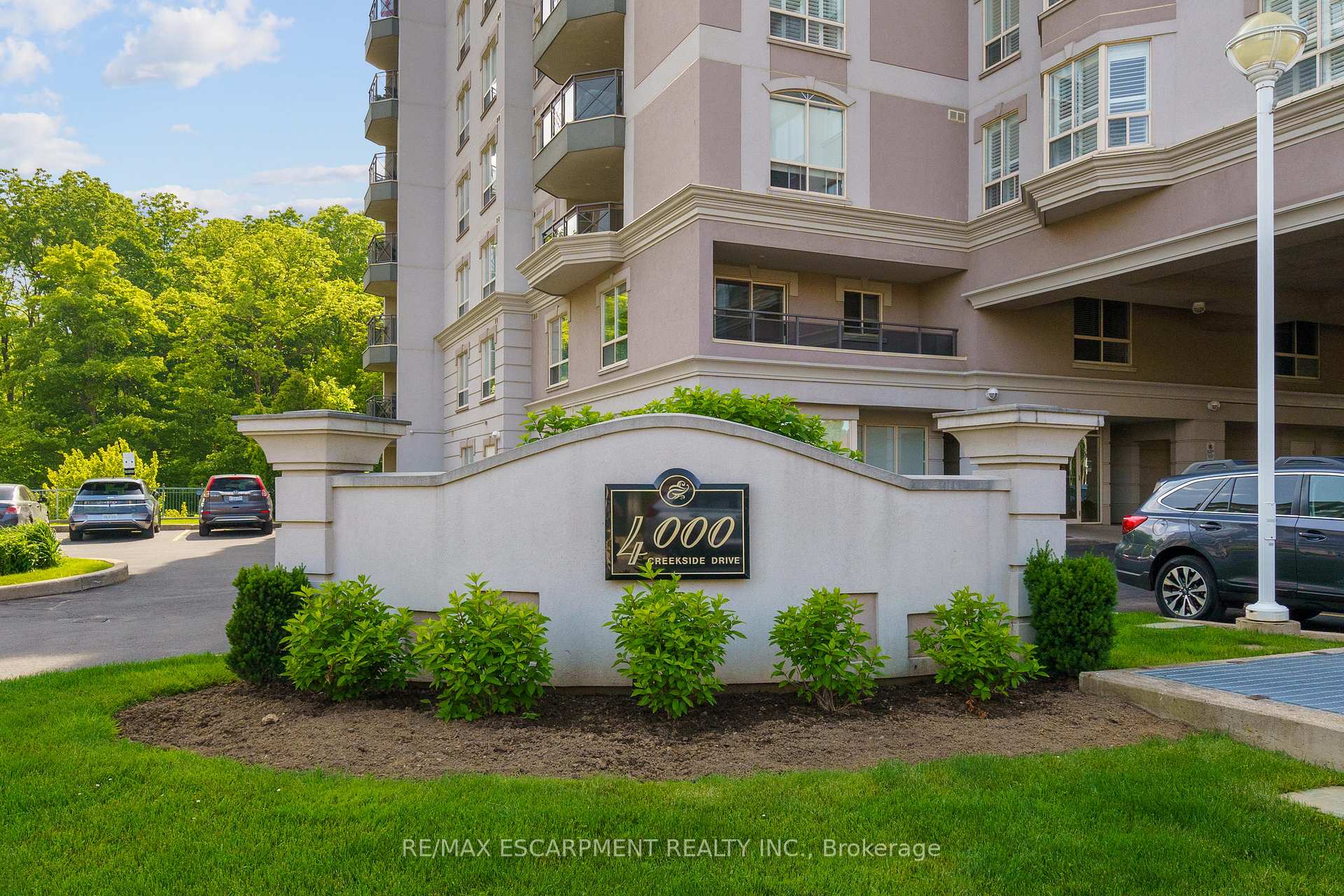 Photo 9 of Unit 405, 4000 Creekside Drive, Hamilton, Dundas — HOMEH