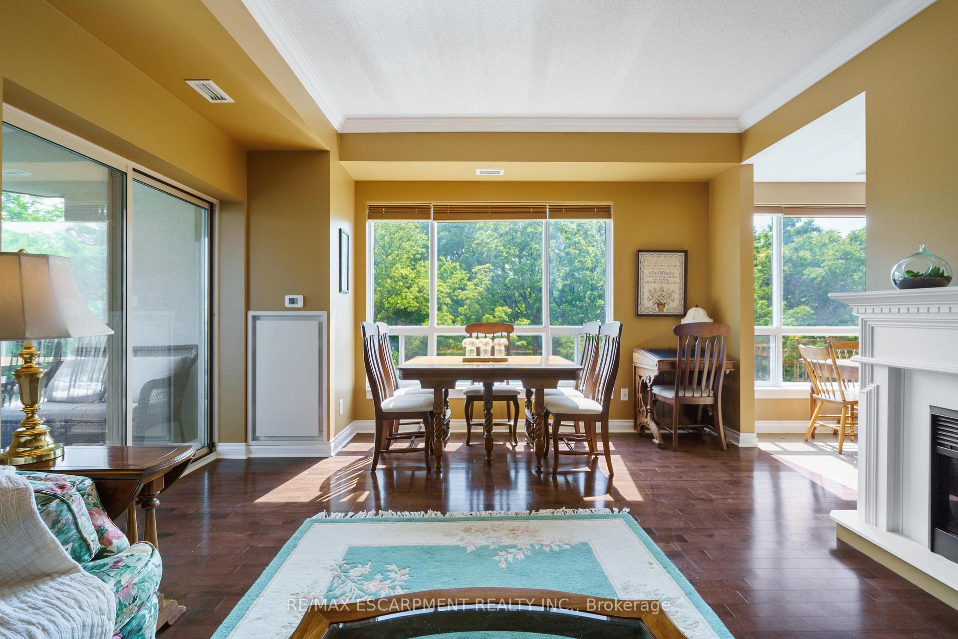Photo 5 of Unit 405, 4000 Creekside Drive, Hamilton, Dundas — HOMEH