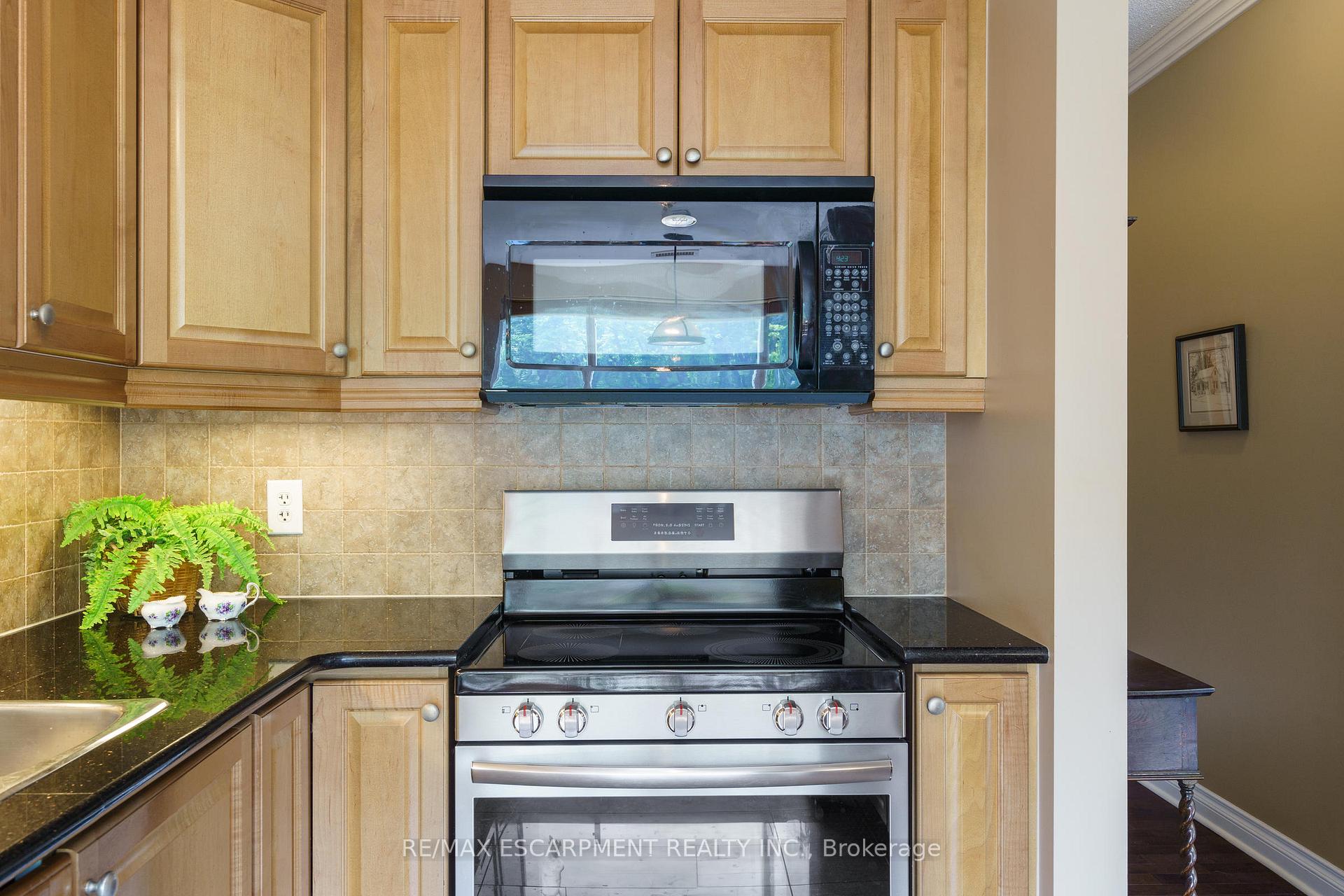 Photo 15 of Unit 405, 4000 Creekside Drive, Hamilton, Dundas — HOMEH