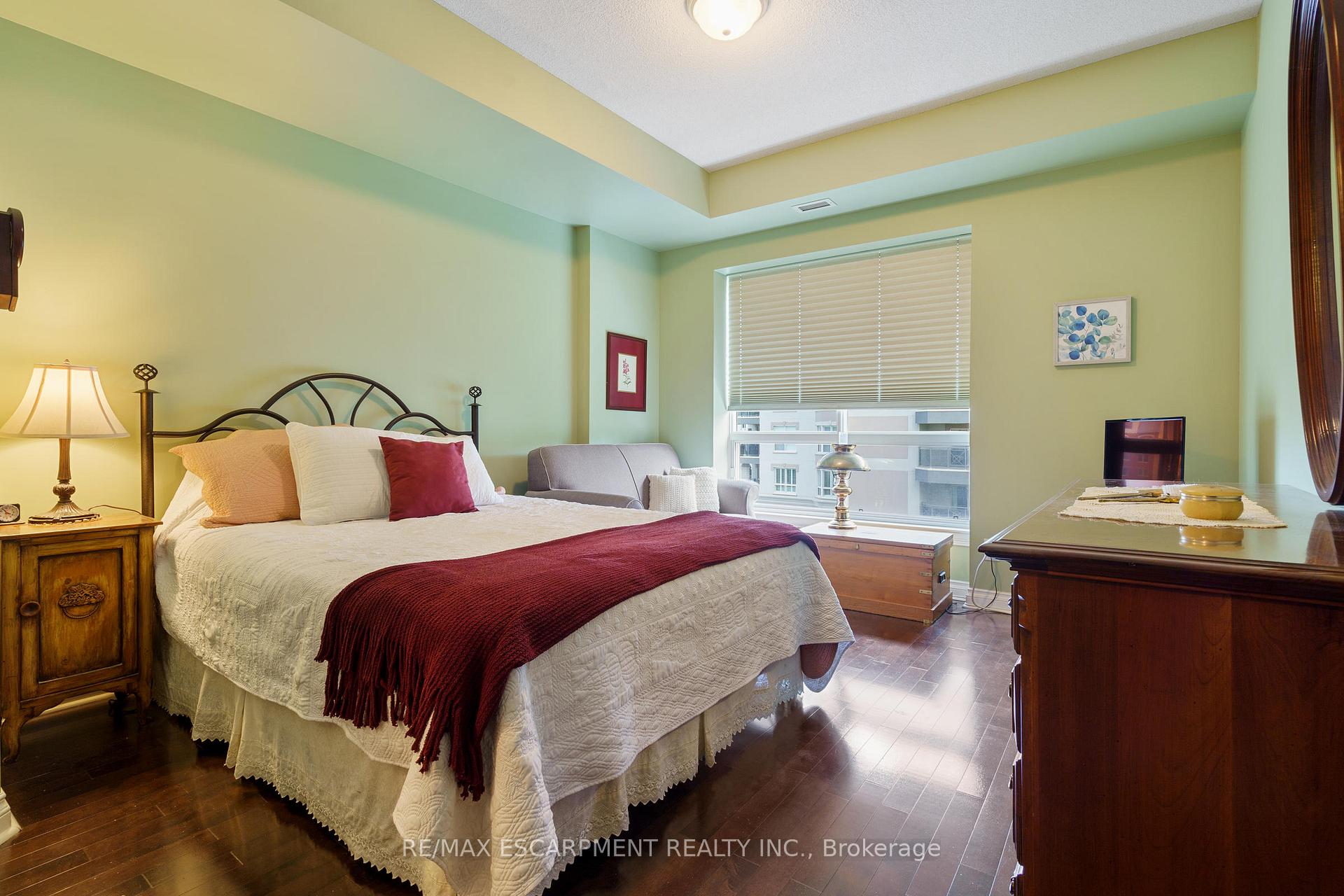 Photo 21 of Unit 405, 4000 Creekside Drive, Hamilton, Dundas — HOMEH
