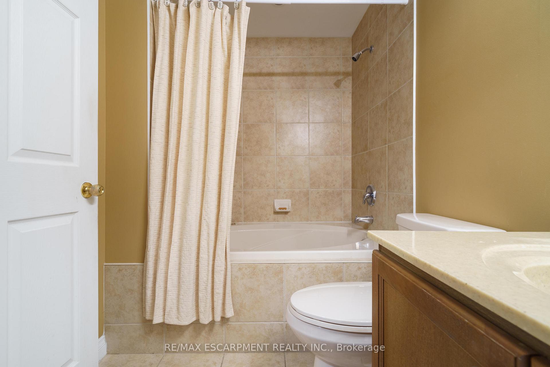 Photo 28 of Unit 405, 4000 Creekside Drive, Hamilton, Dundas — HOMEH