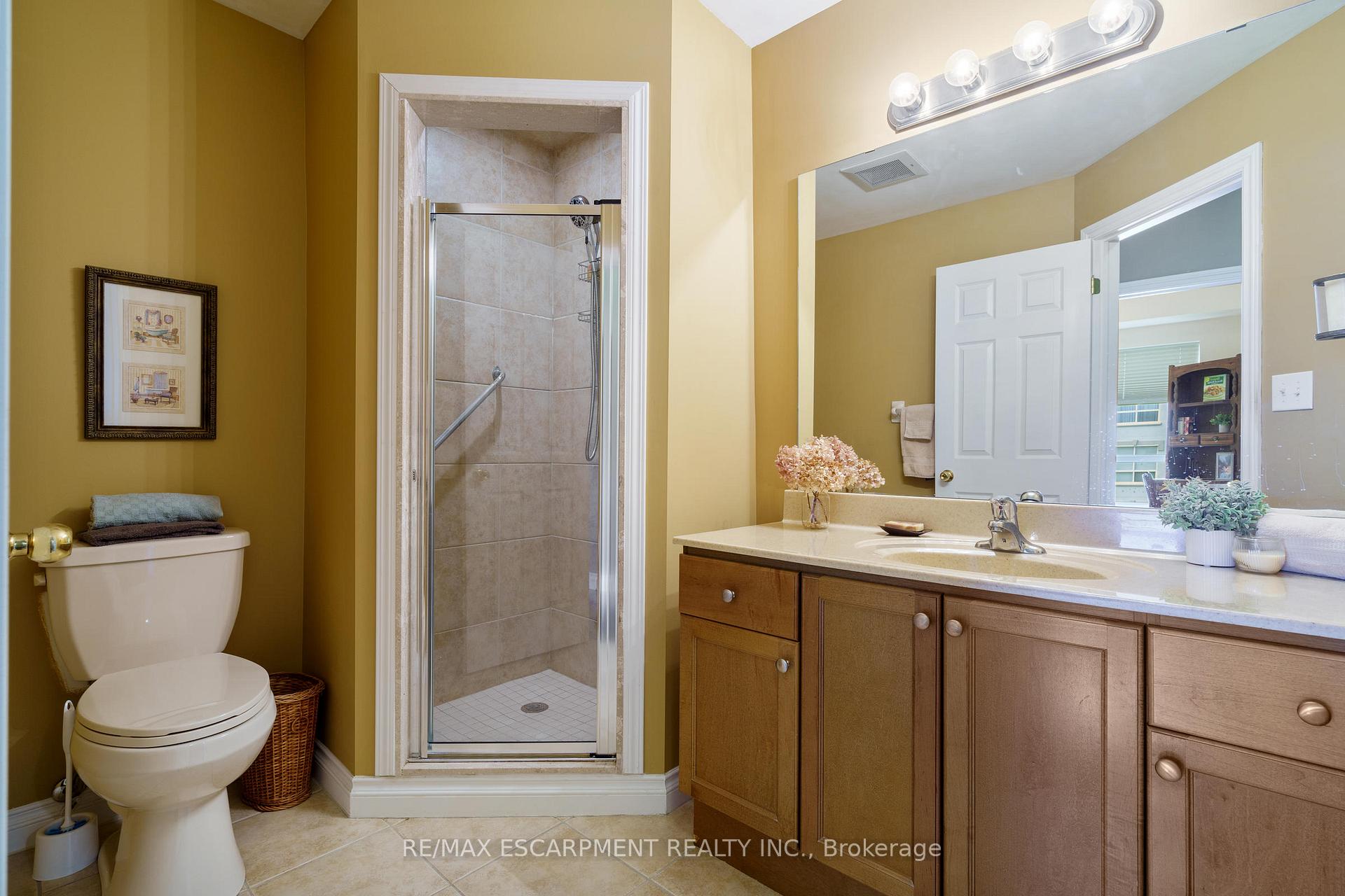 Photo 23 of Unit 405, 4000 Creekside Drive, Hamilton, Dundas — HOMEH
