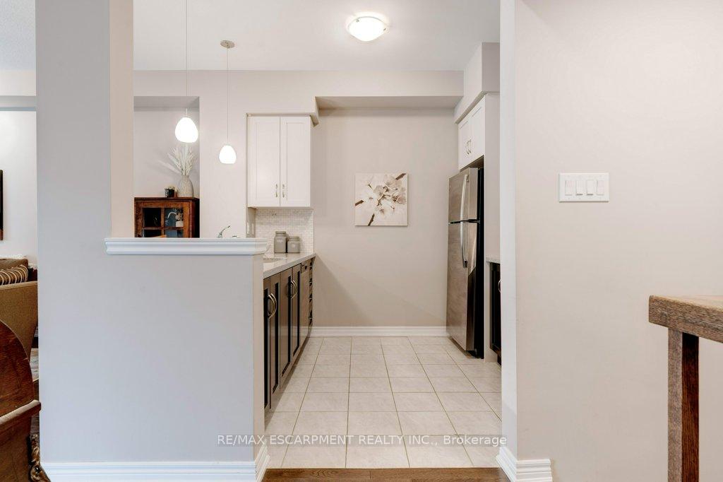 Photo 4 of Unit 39, 257 Parkside Drive, Hamilton, Waterdown — HOMEH