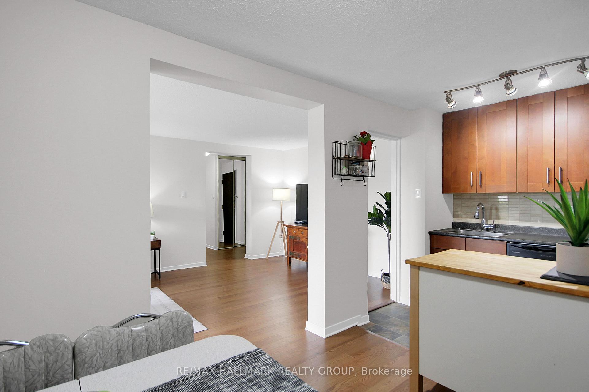 Photo 9 of Unit 210, 1505 Baseline Road, Ottawa, Copeland Park — HOMEH